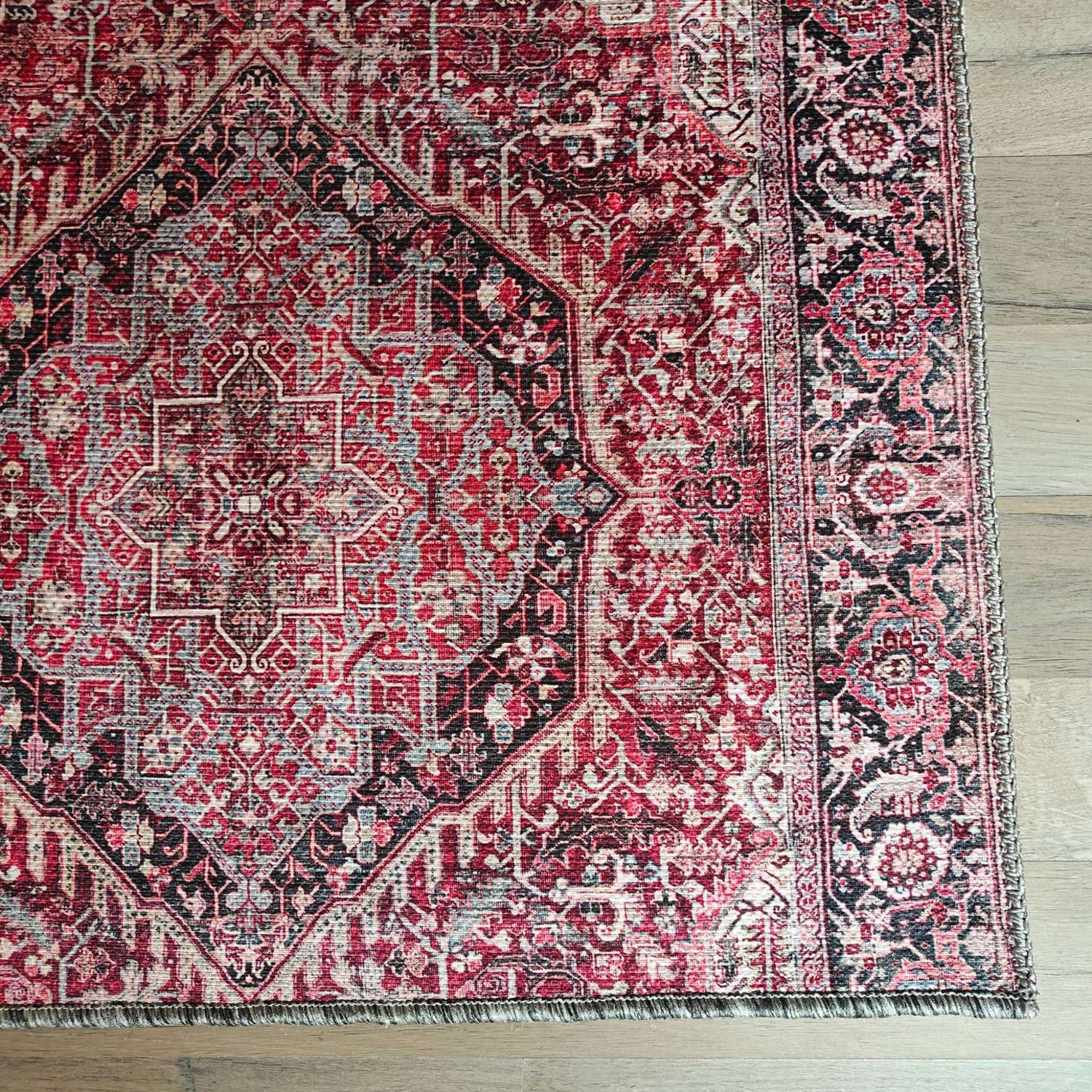 Itämainen Matto – Ajaton Sisustuselementti