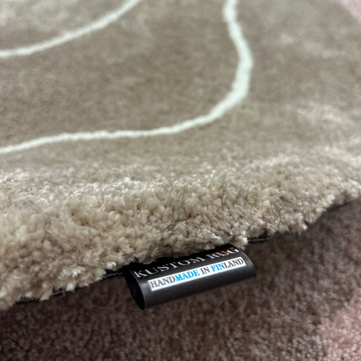 Tuftatut matot Kustom Rug Finlandilta