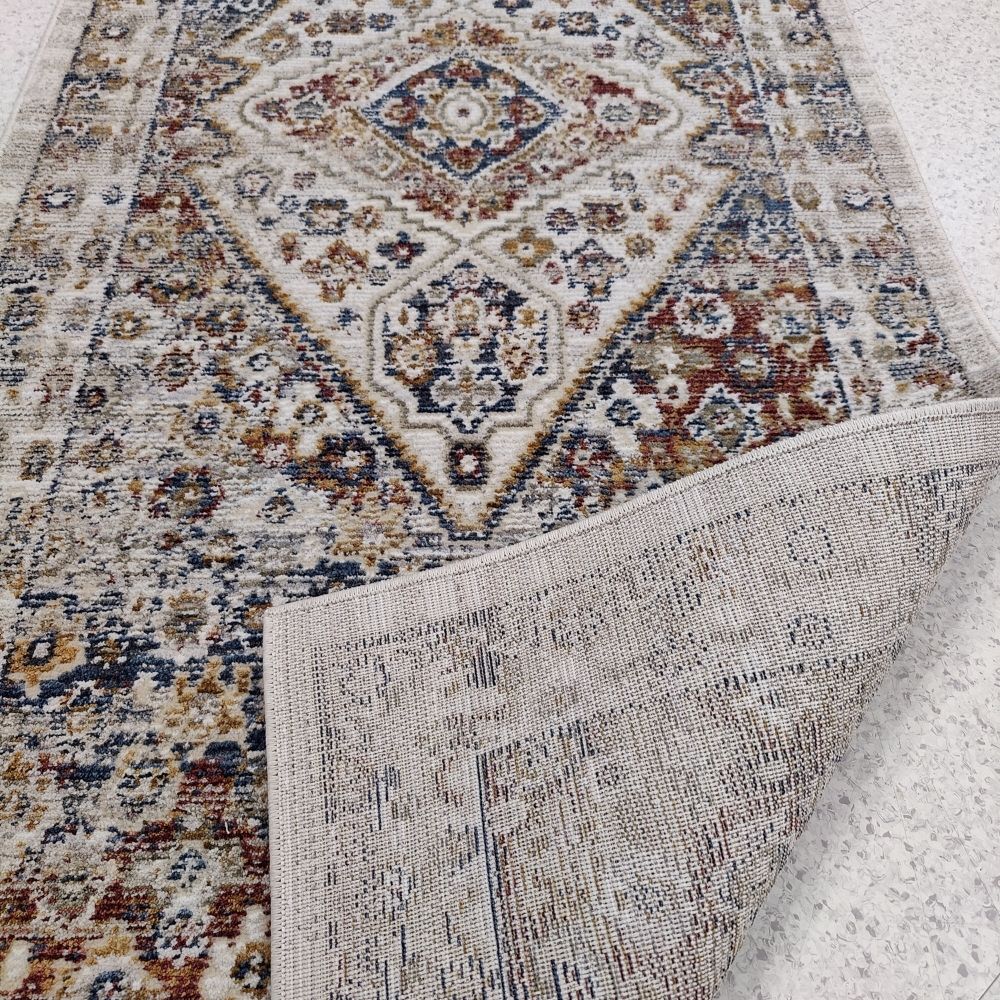 Antik lyhytnukkainen matto - moniväri.