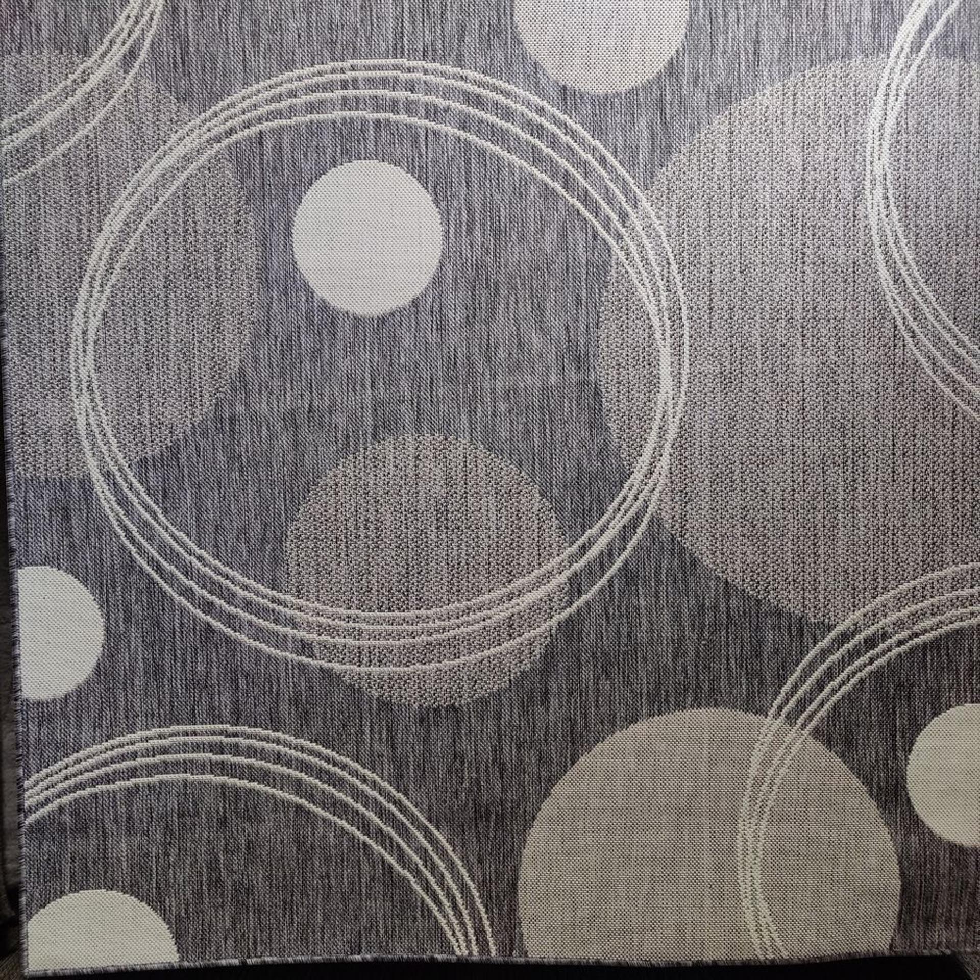 Bubble sileäksi kudottu matto - hopea.