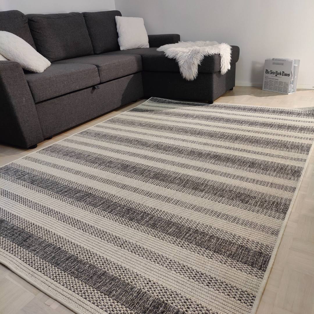 Dawn Foam Raita sileäksi kudottu matto - valkoinen/harmaa.