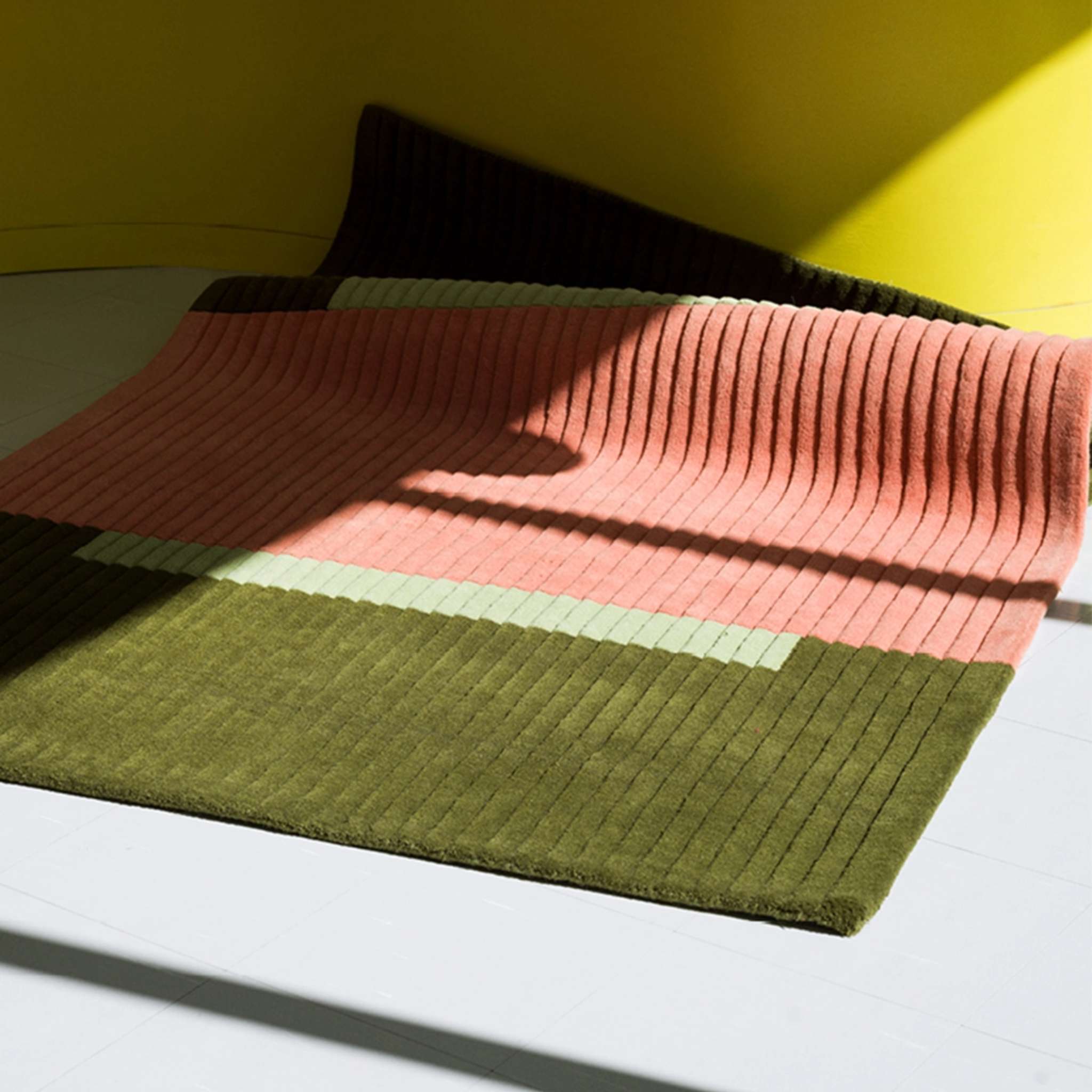 Finarte Jade Wool rug - Green Pink