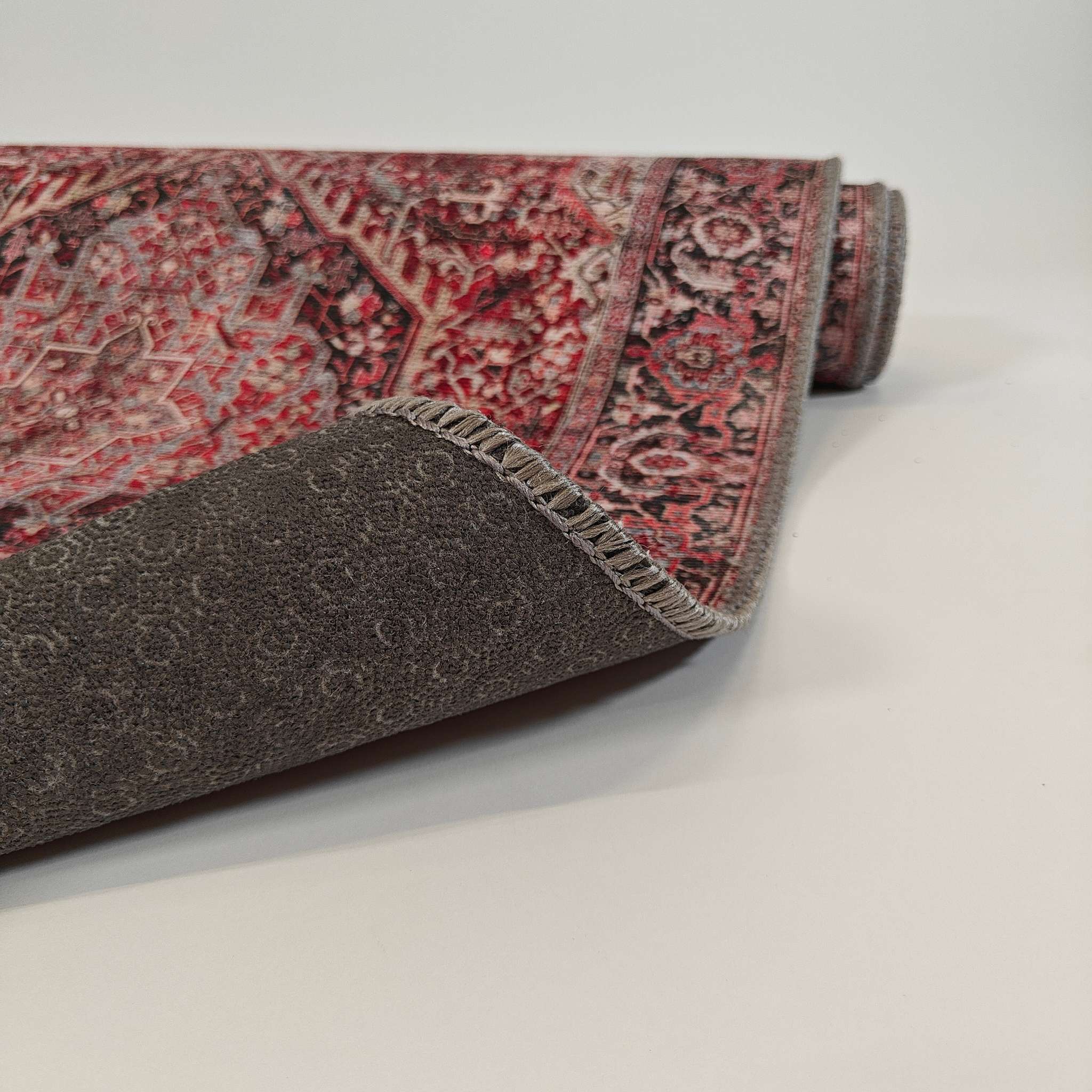 Gemma itämaistyylinen käytävämatto Rulla - punainen