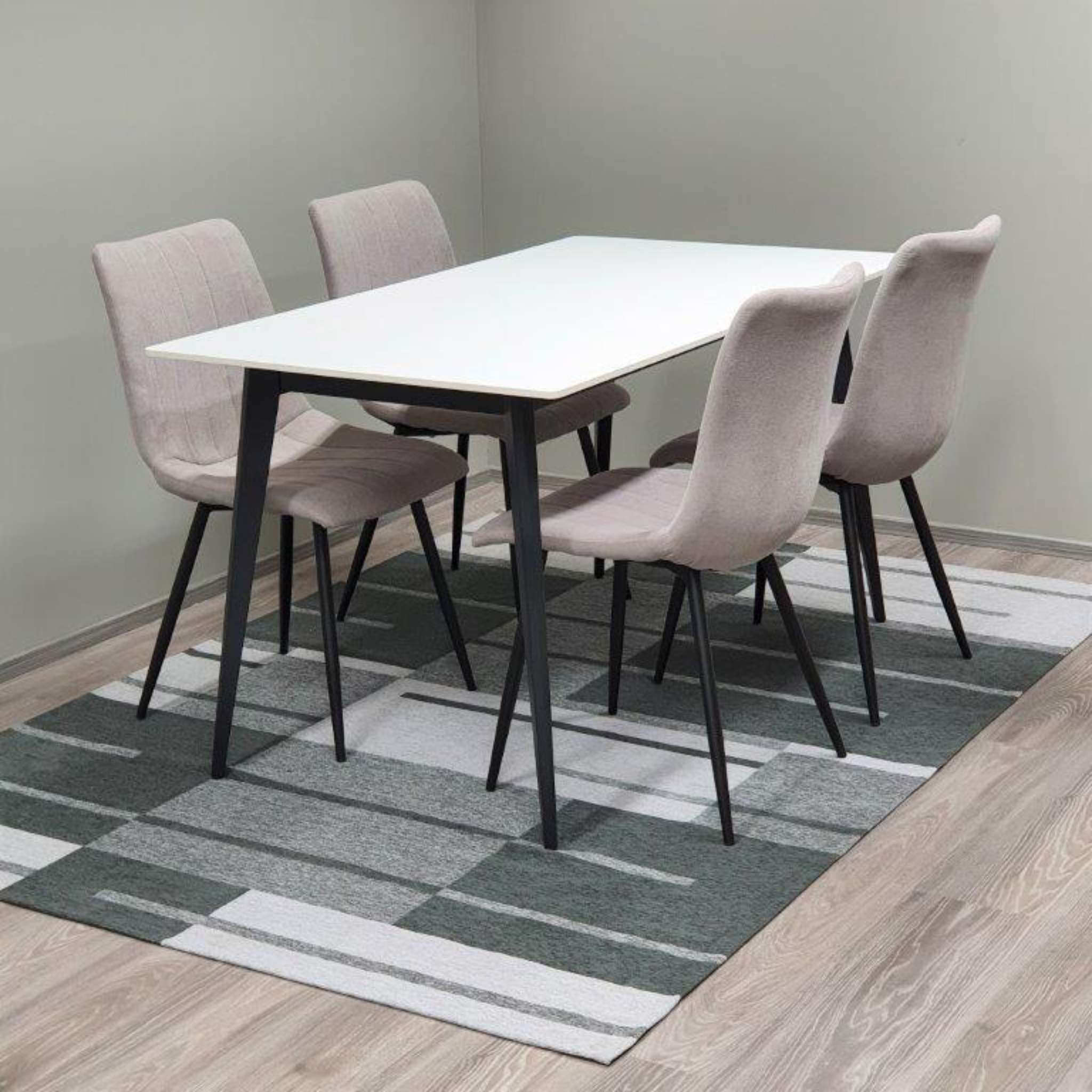 Karina kumipohjainen matto - Harmaa