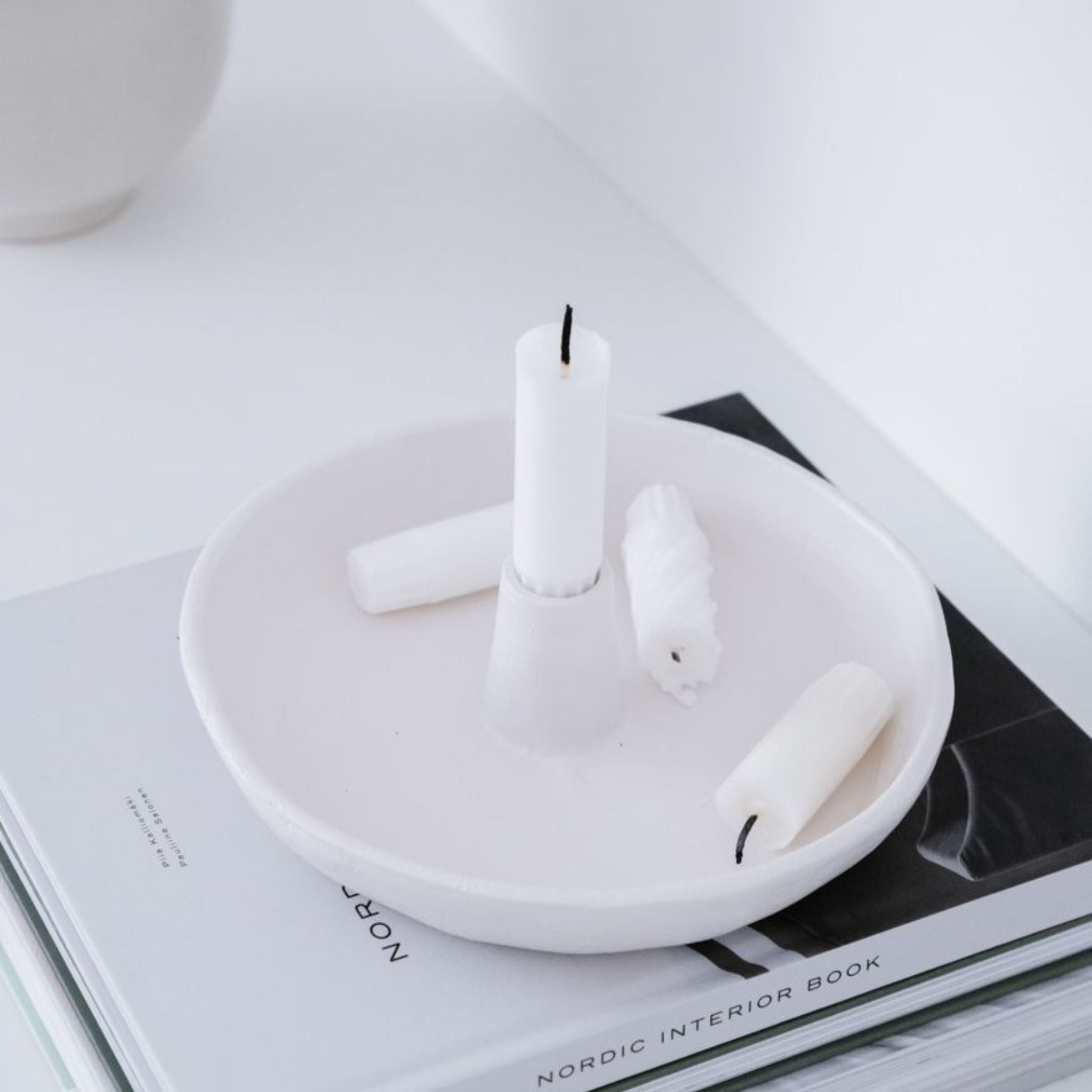 Kynttilänjalka valkoinen HALEY.