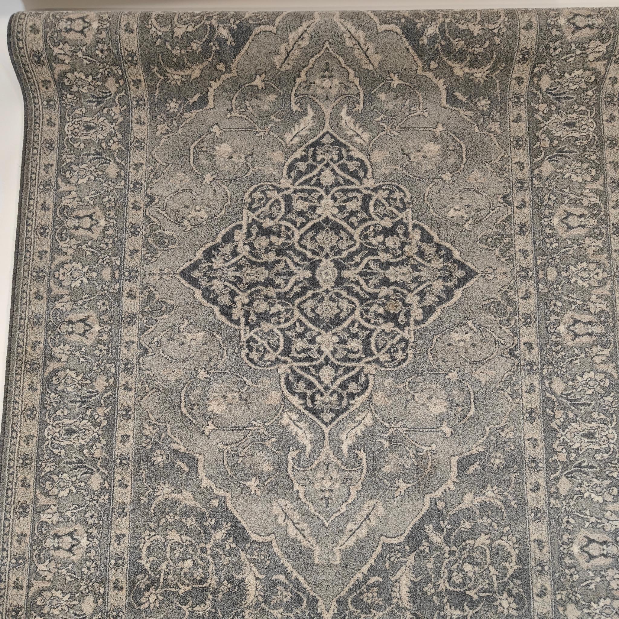 Leyla Wool rug - dark gray