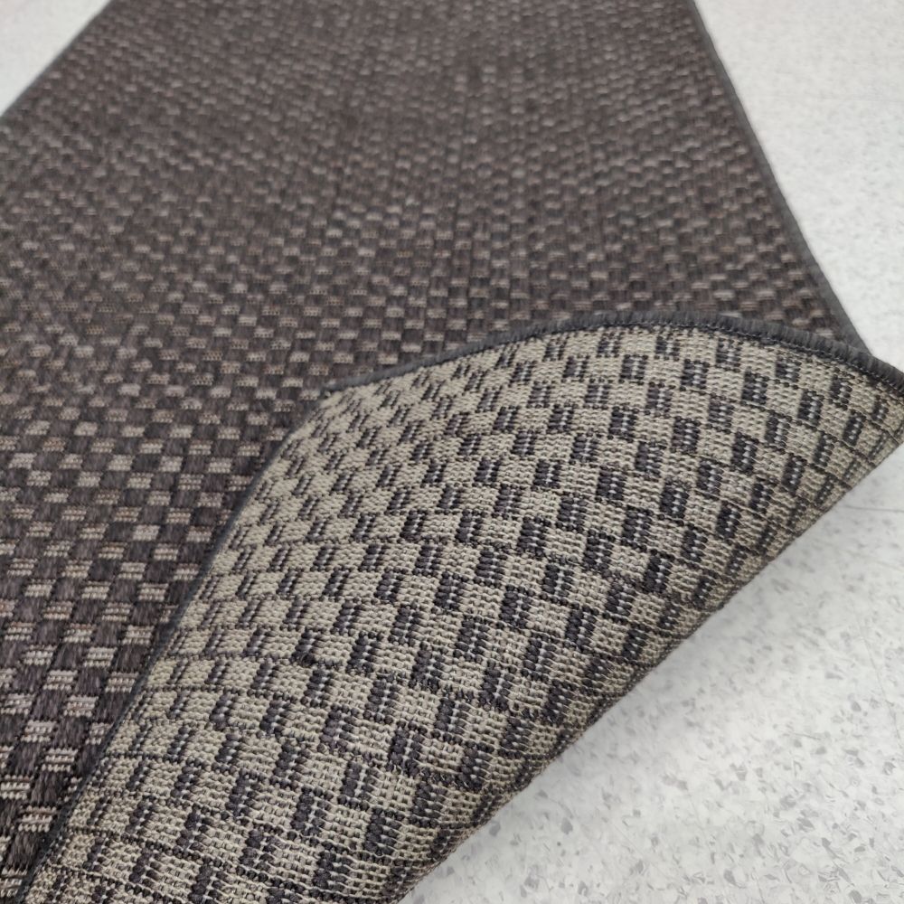 Louhi matto - musta.