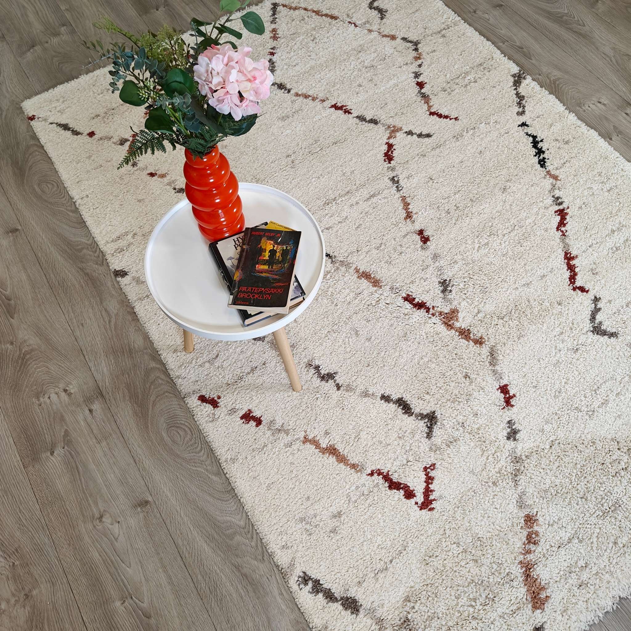 Lumo Pile rug - natural white-colorful