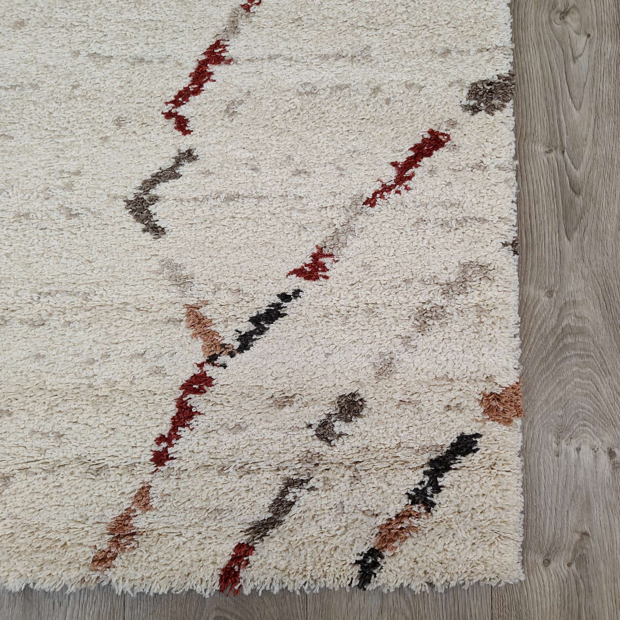 Lumo Pile rug - natural white-colorful