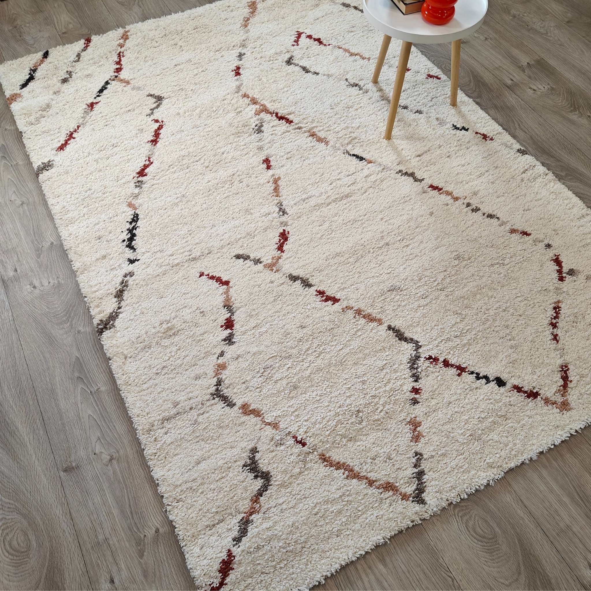 Lumo Pile rug - natural white-colorful