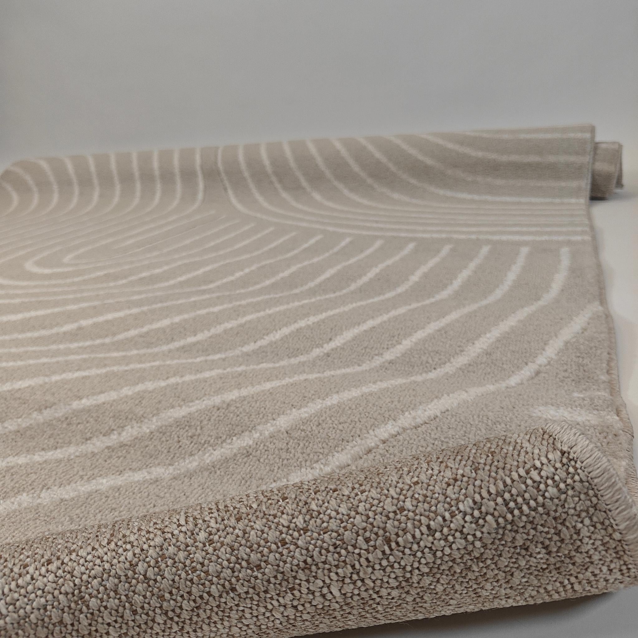 Luna lyhytnukkainen matto - harmaa