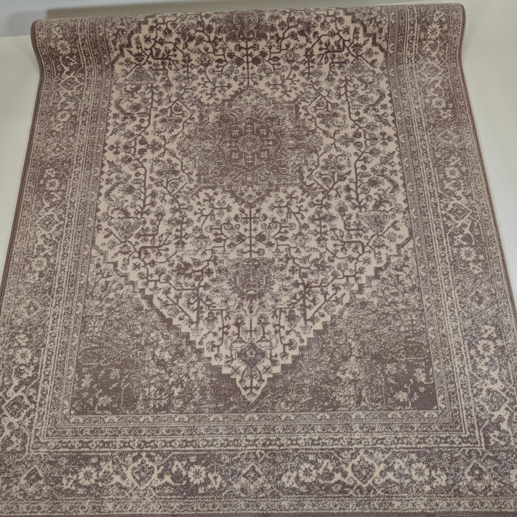 Lurieta Oriental Wool rug - pink