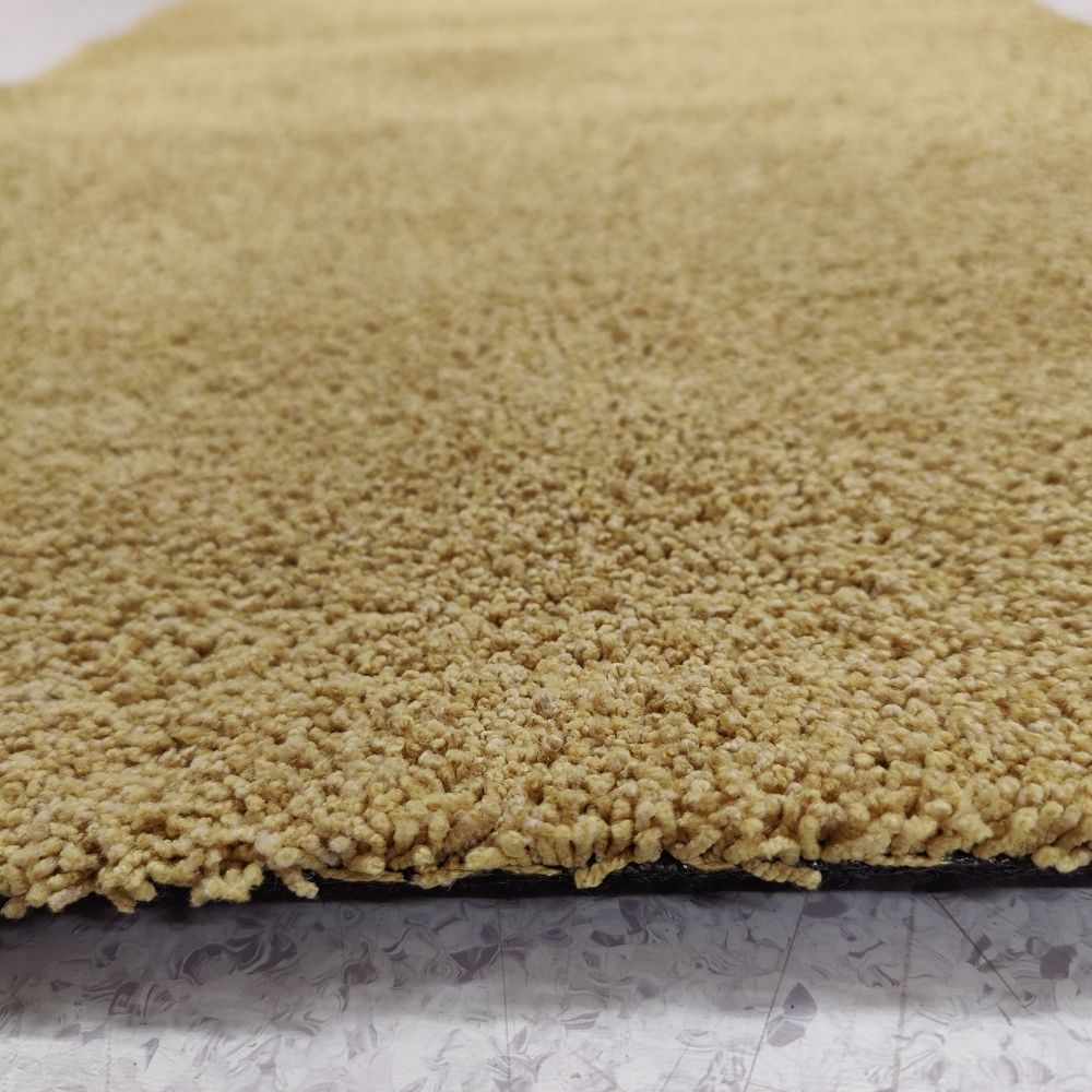 Roihu nukkamatto - keltainen