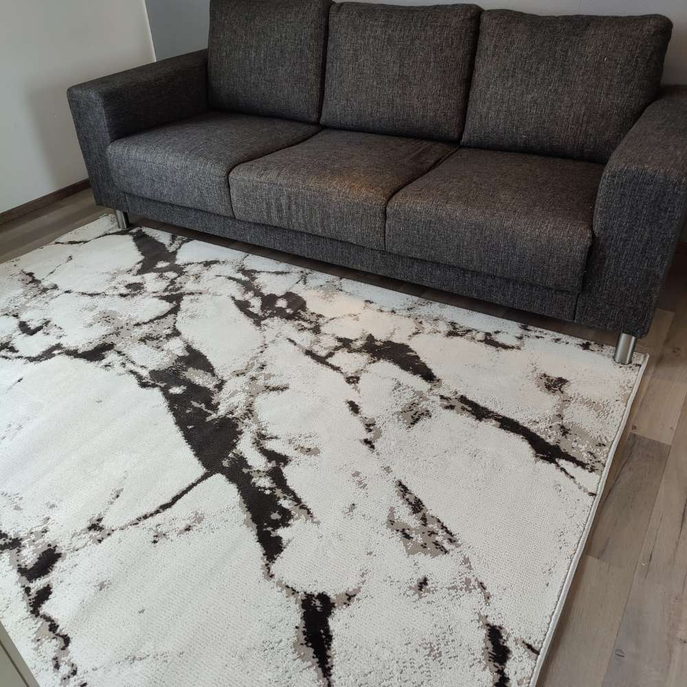 Murry lyhytnukkainen matto - valkoinen.