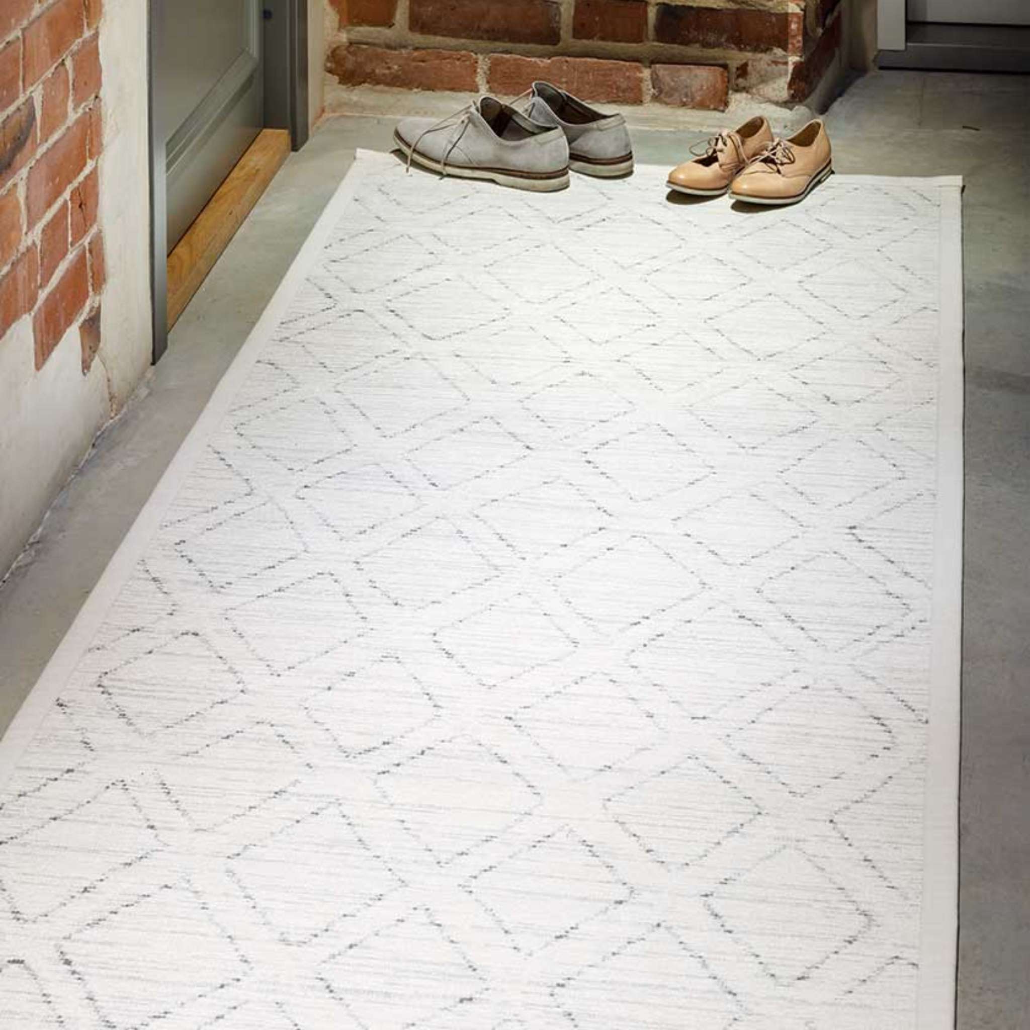 Narma VOOSE double-sided Cotton rug Roll - White