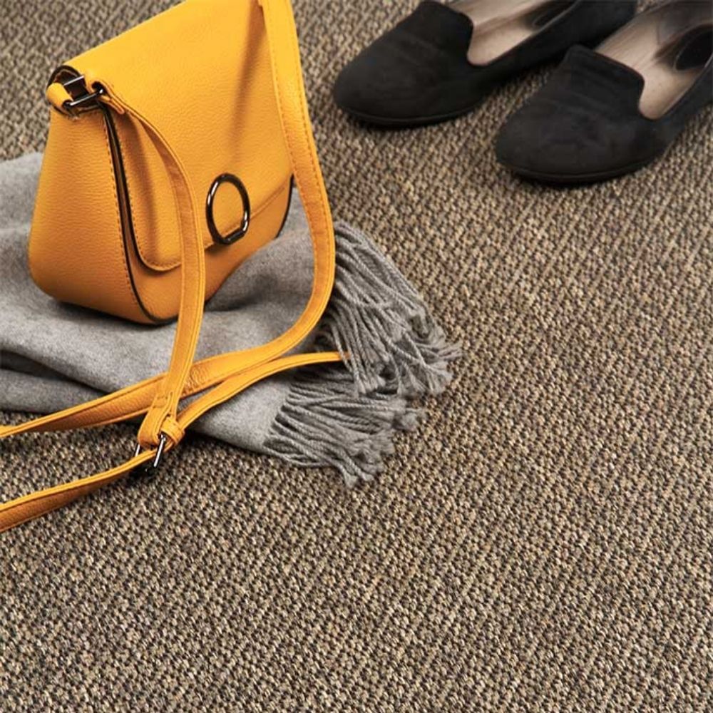 Narma BELLO sileäksi kudottu matto - ruskea.