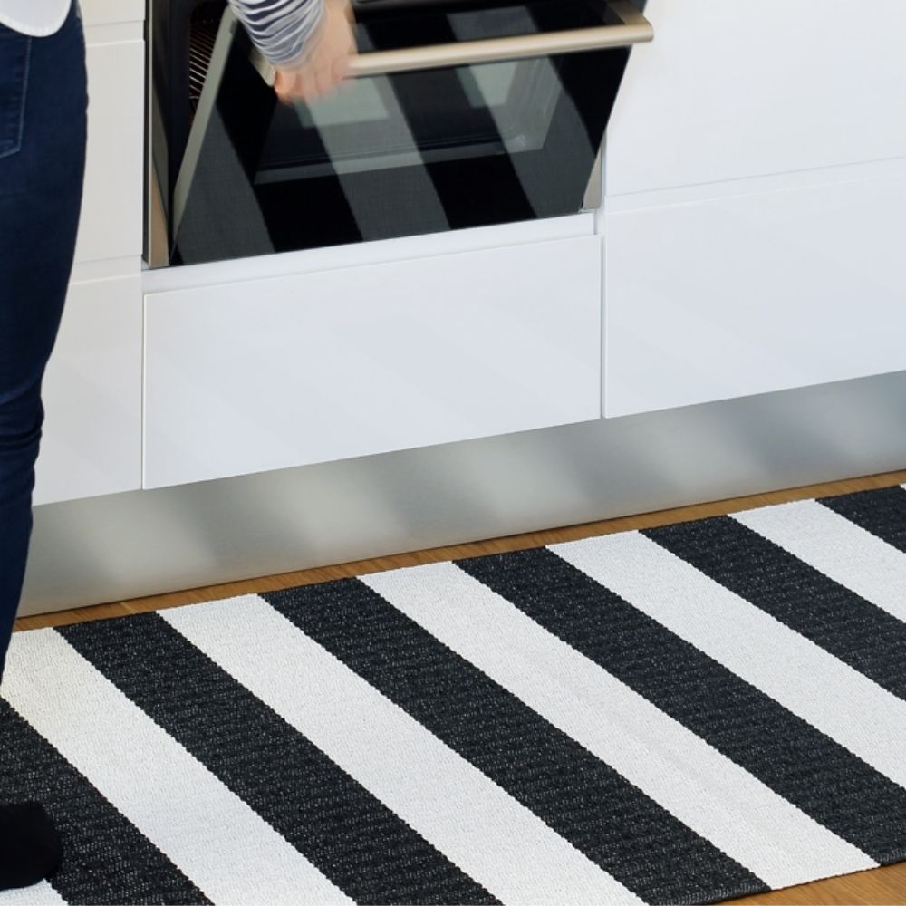 Narma BIRKAS Vinyl rug Roll - Black and white