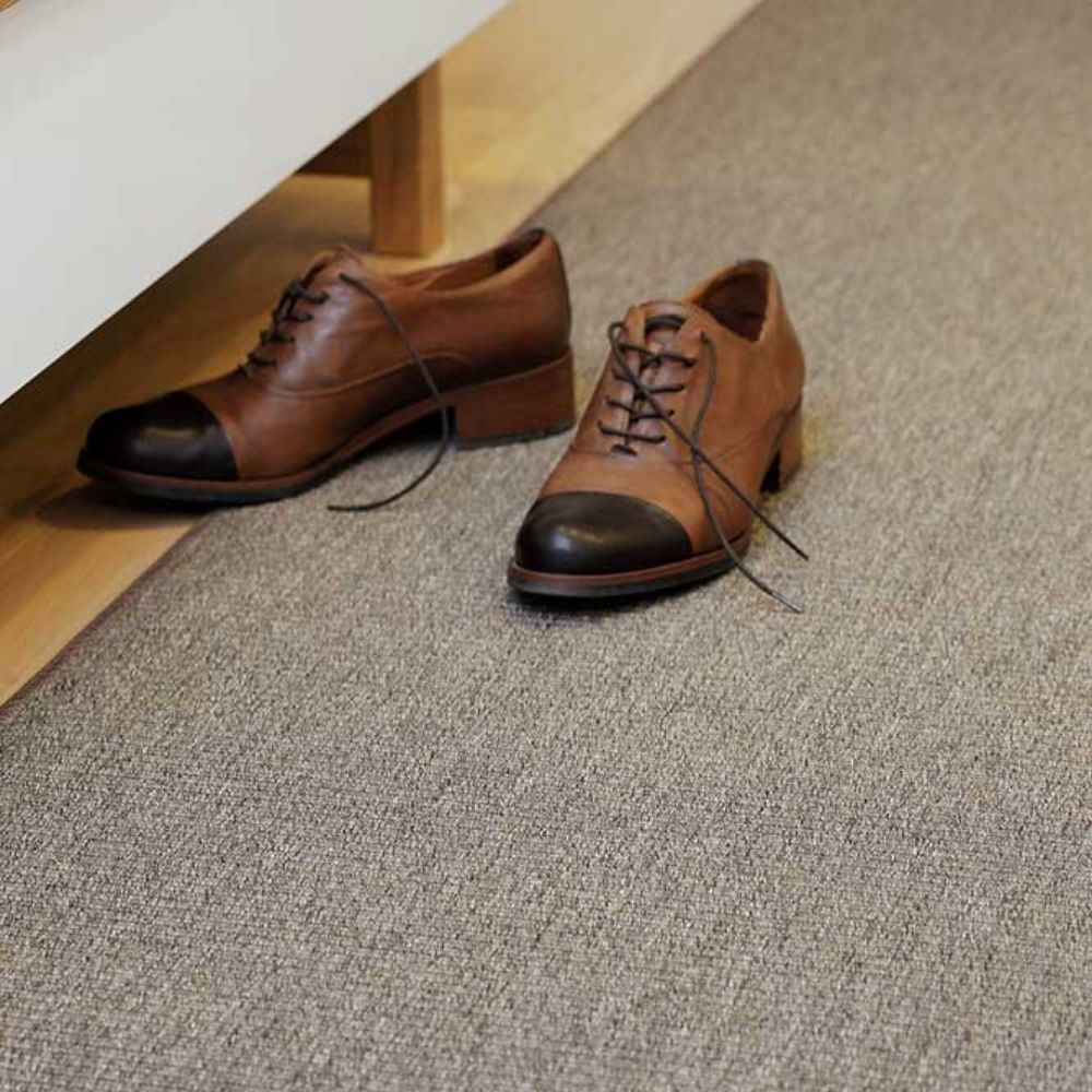 Narma CREDO Sileäksi kudottu matto, omalla mitalla - ruskea