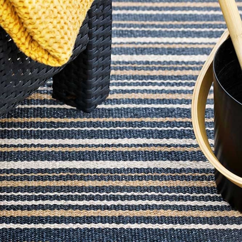 Narma HULLO Vinyl rug Roll - Black beige