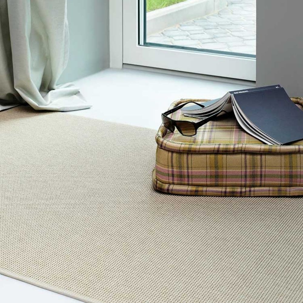 Narma LIMO sileäksi kudottu matto - beige