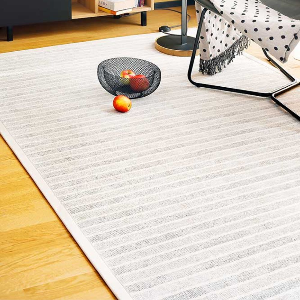 Narma OOLA double-sided Cotton rug - white