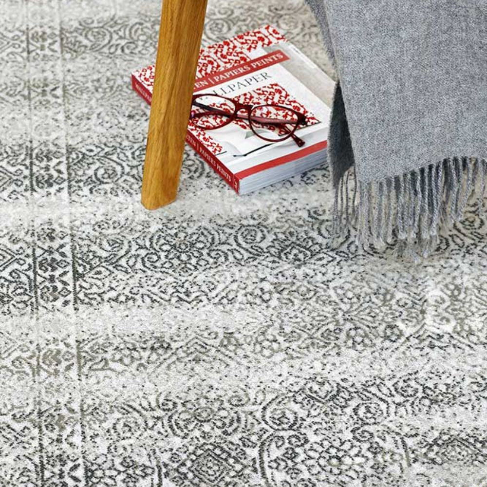 Narma ORIENT viscose rug - light gray