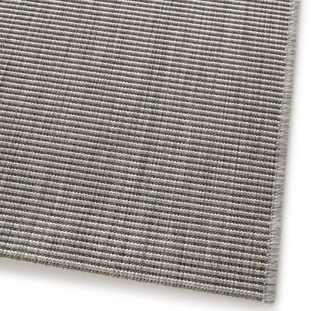 Pilke sileäksi kudottu matto - vaaleanharmaa