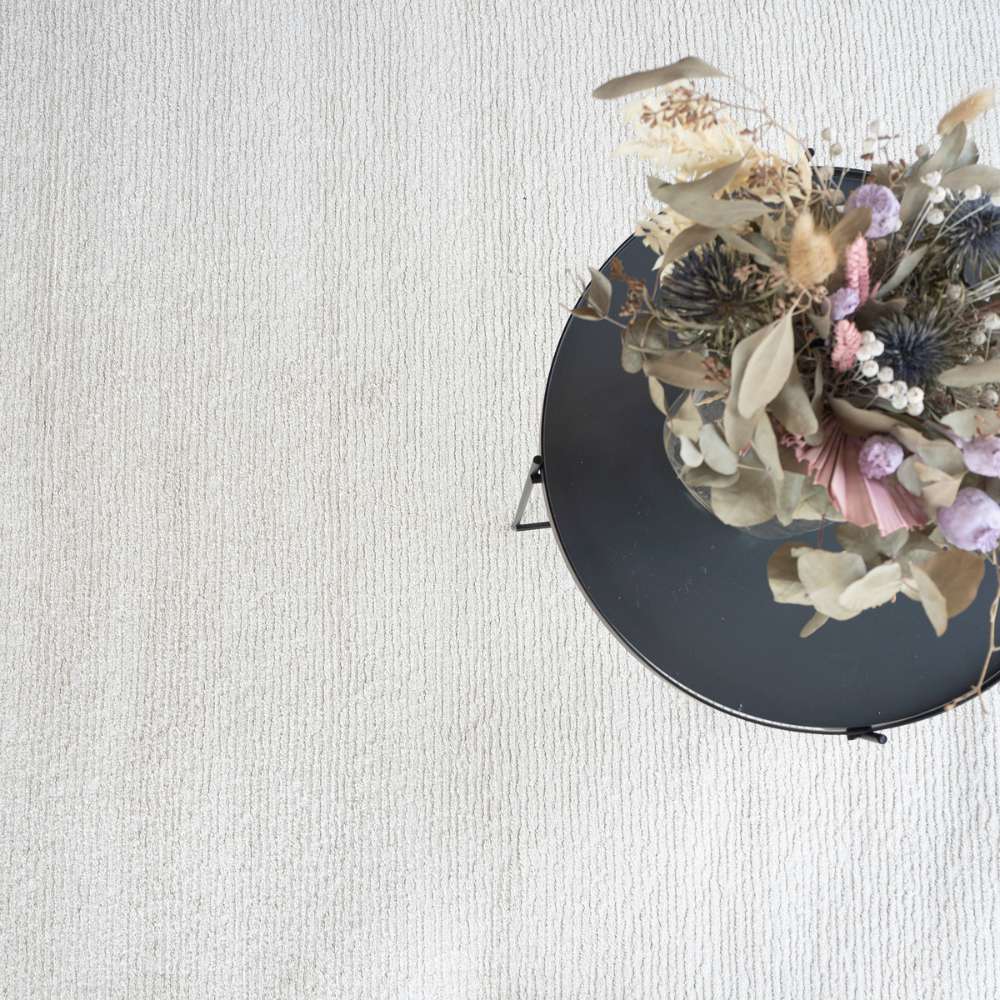 Riva lyhytnukkainen matto - valkoinen