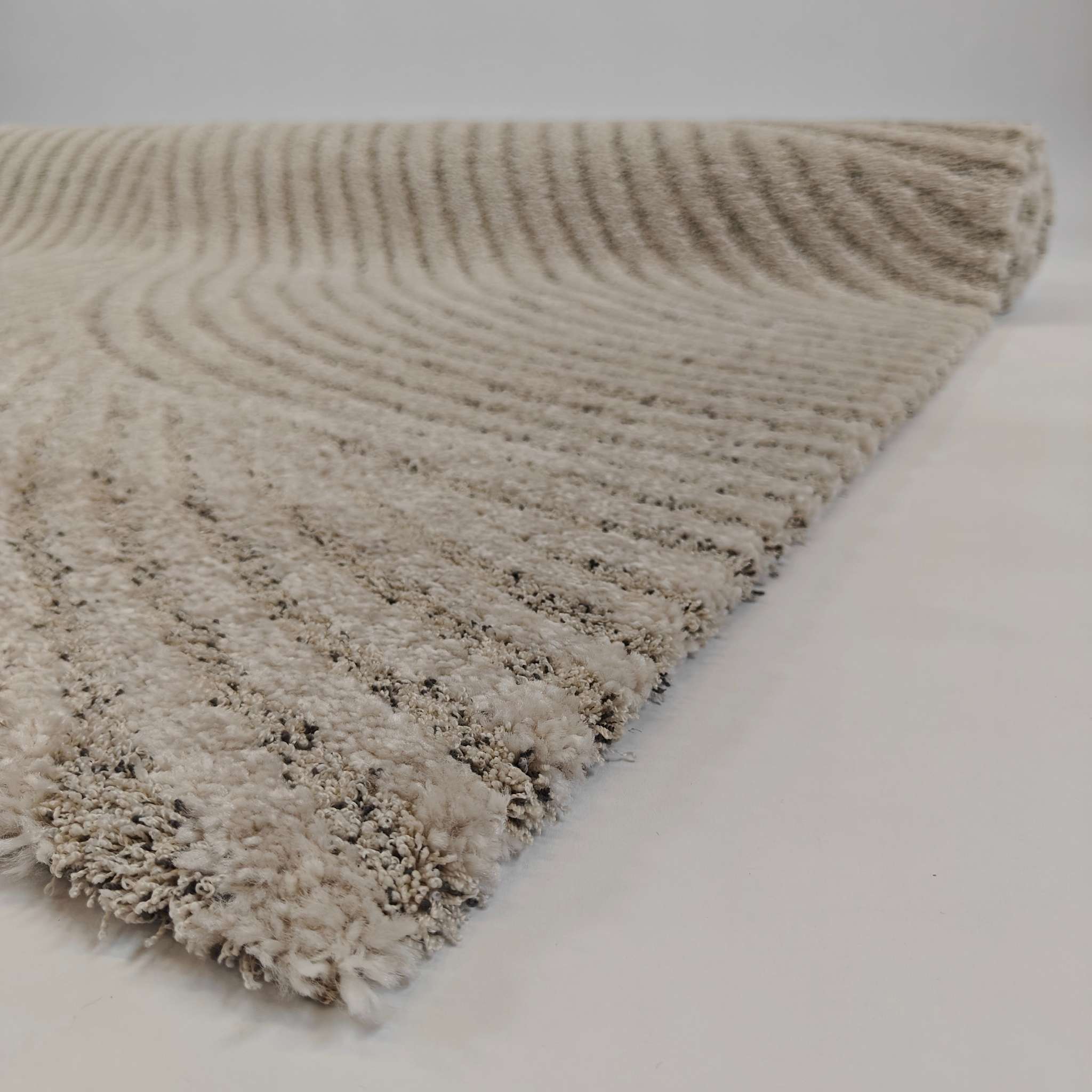 Sametti low pile Rug - natural white