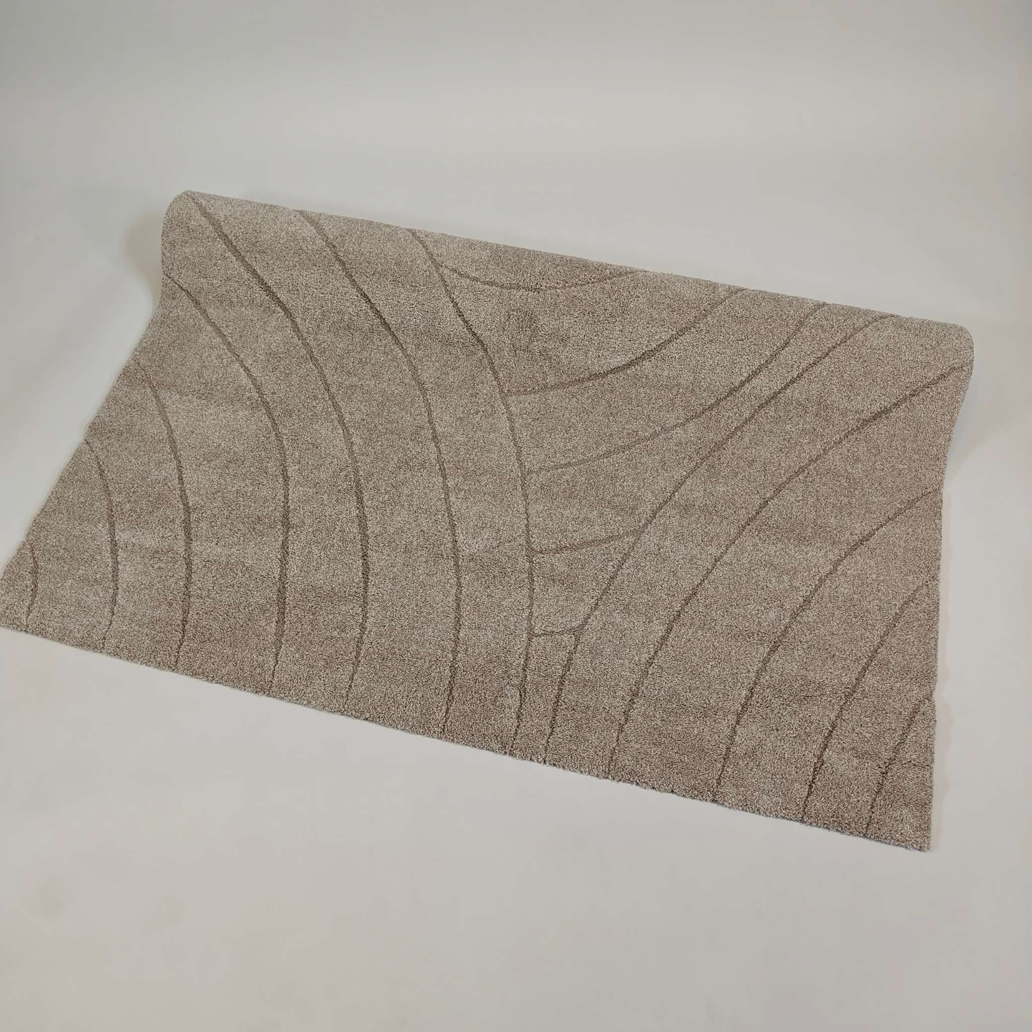 Silkkipilvi lyhytnukkainen matto - beige