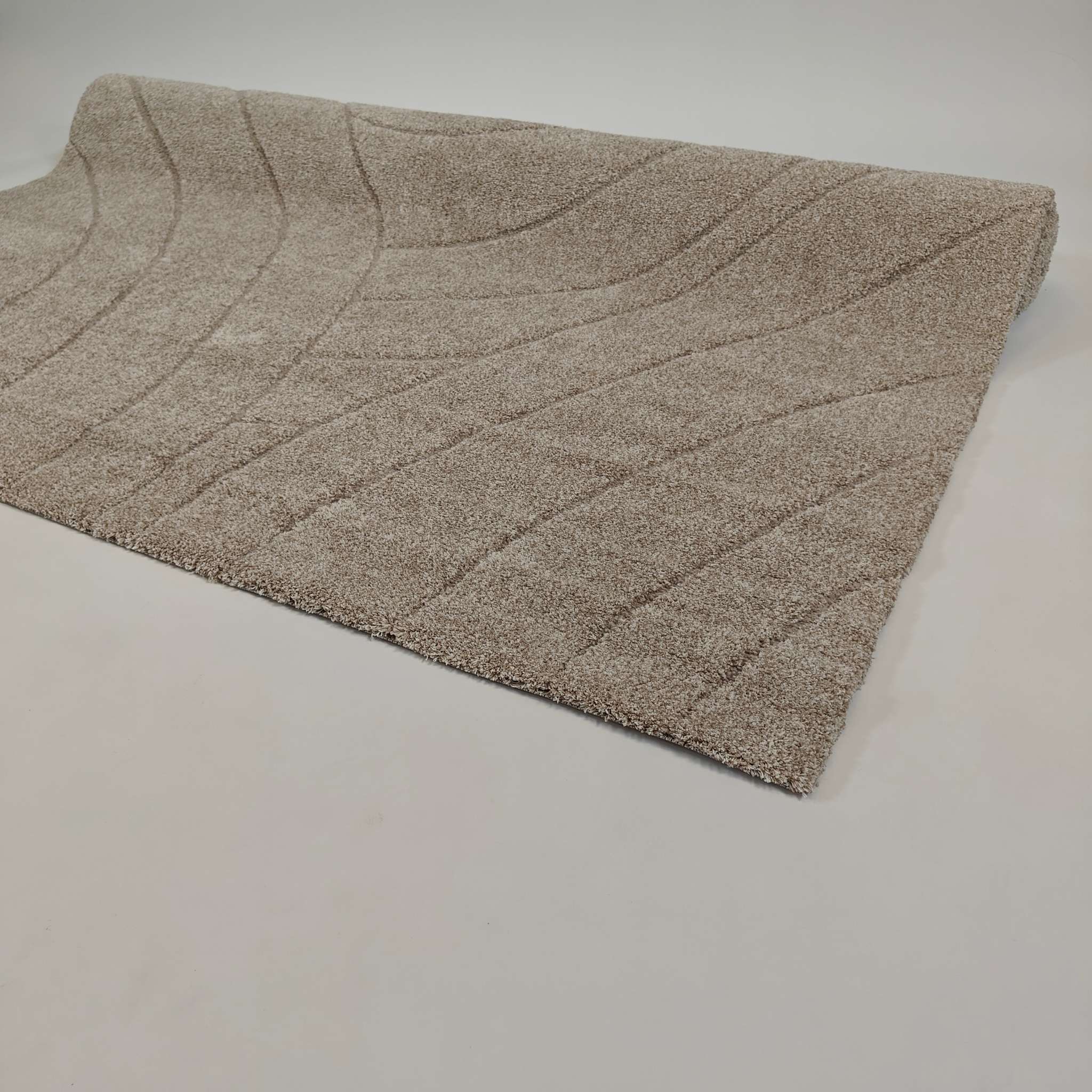 Silkkipilvi lyhytnukkainen matto - beige