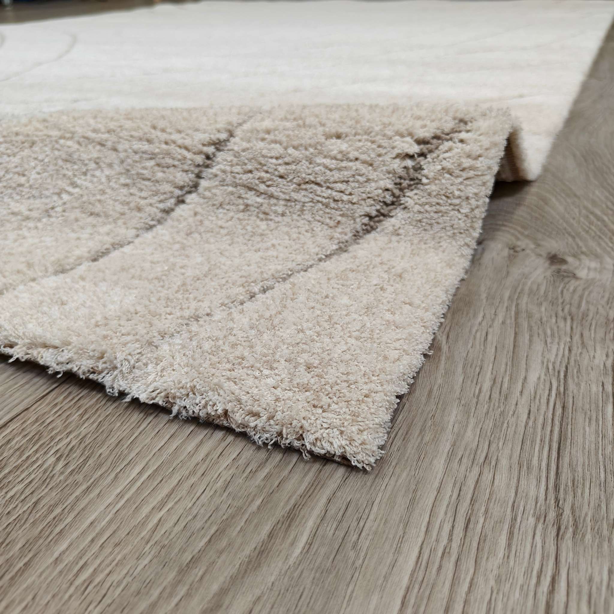 Silkkipilvi lyhytnukkainen matto - valkoinen