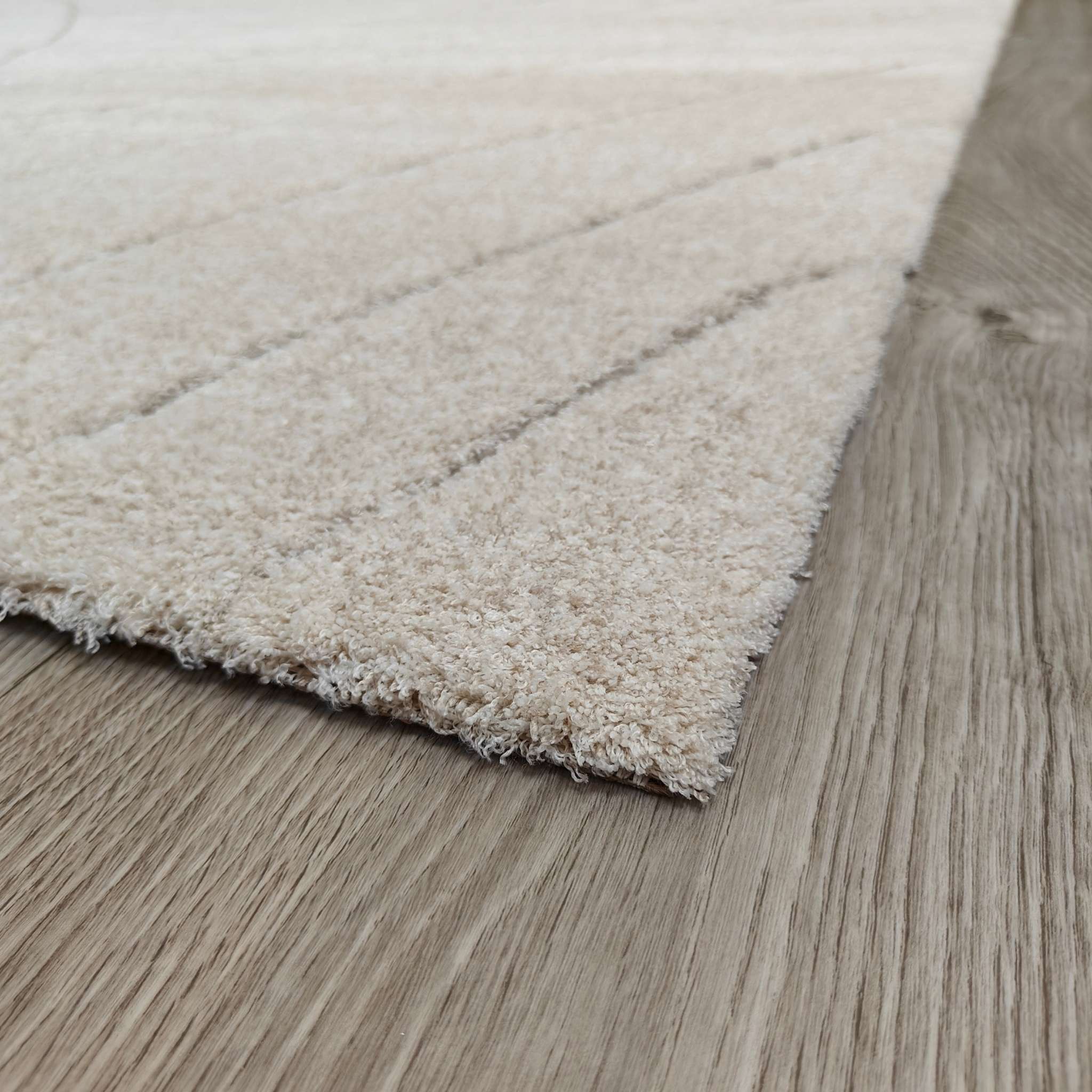 Silkkipilvi lyhytnukkainen matto - valkoinen