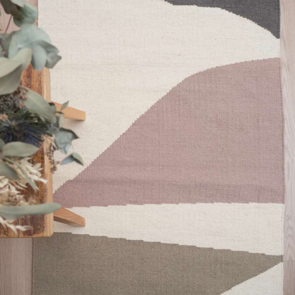 Tuuli Wool rug - white/pink