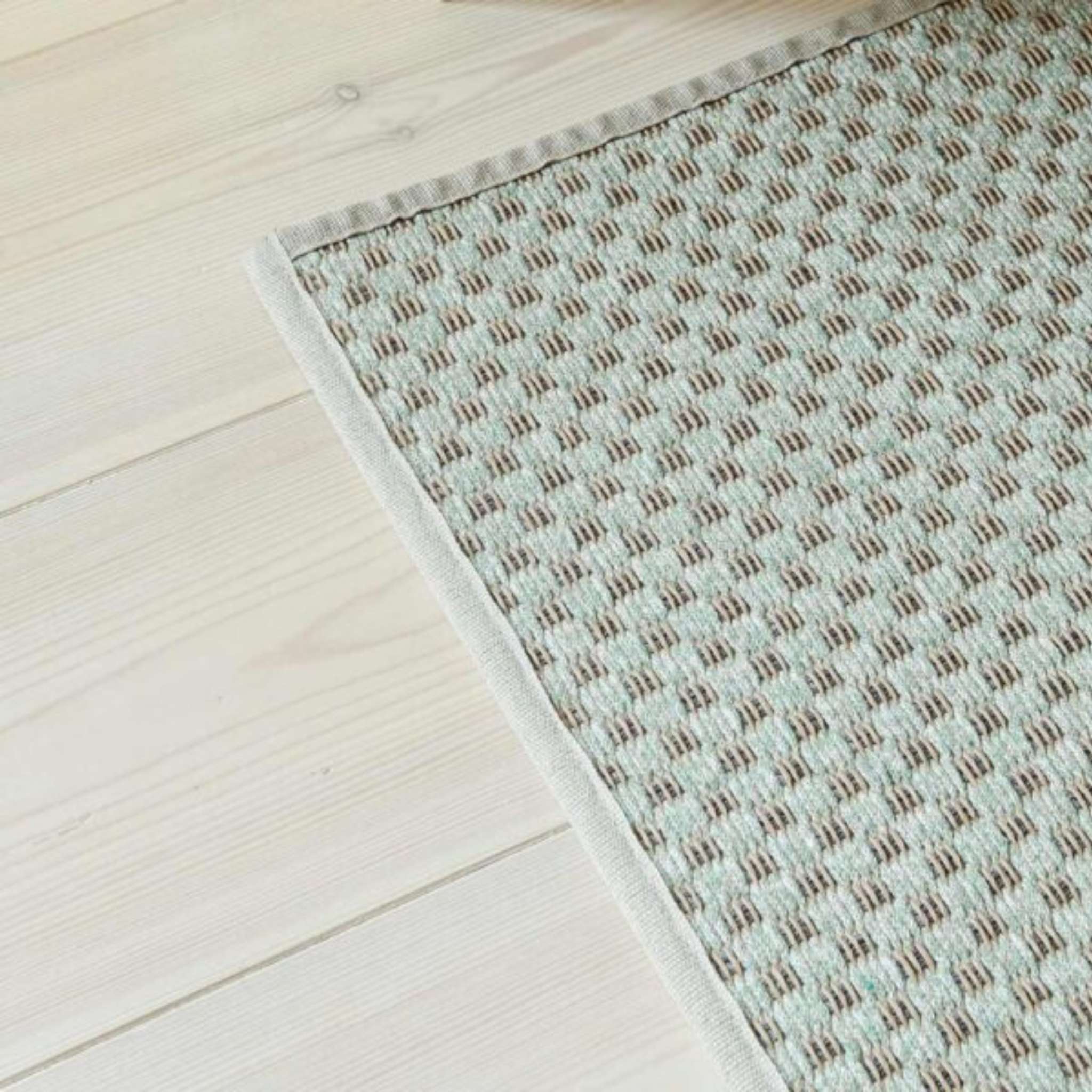 VM Carpet Pastilli matto, omalla mitalla - 6 minttu