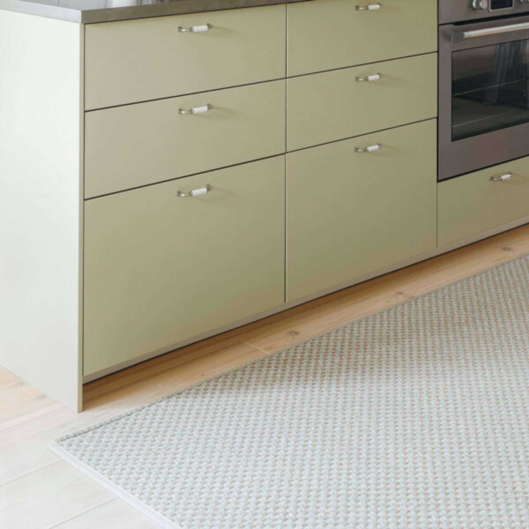 VM Carpet Pastilli matto, omalla mitalla - 6 minttu