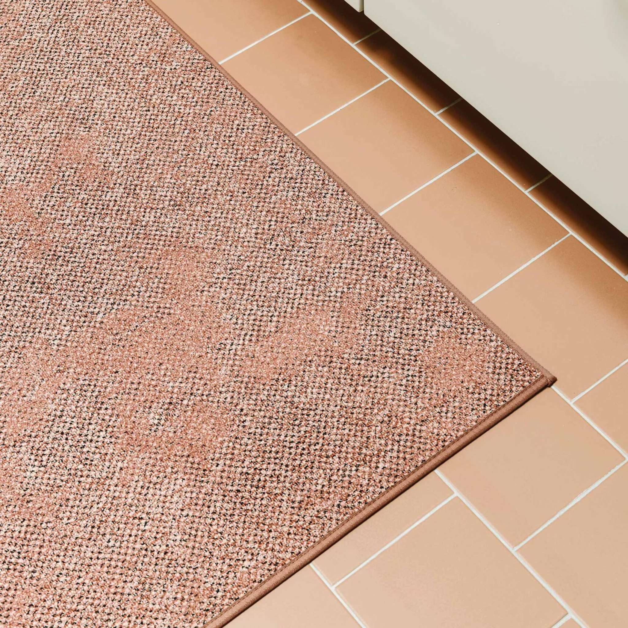 VM Carpet Pippuri matto, omalla mitalla - 180 terra