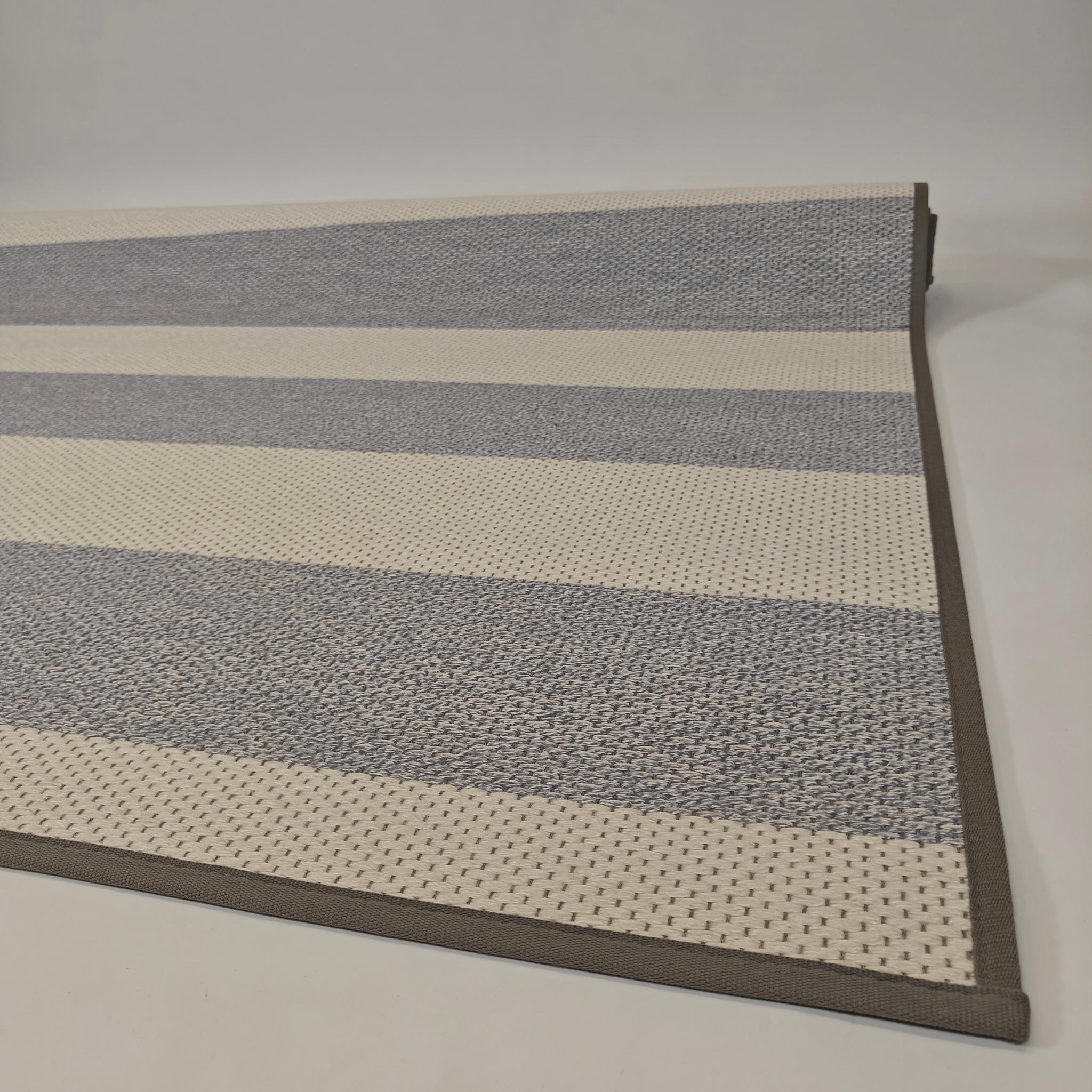 VM Carpet Viiva Rug 160x230 cm - gray/white