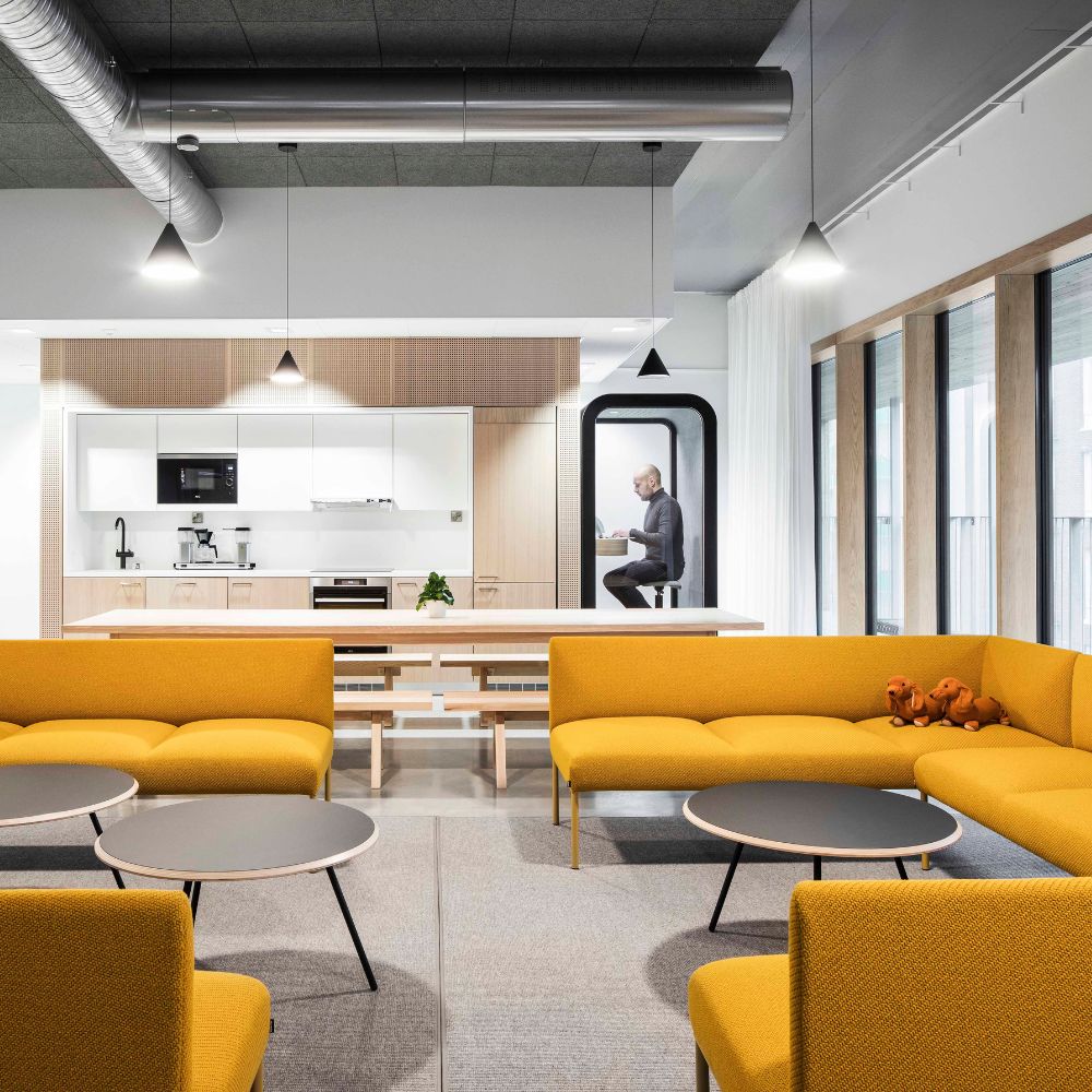 VM Carpet Esmeralda Custom Size - 77 gray