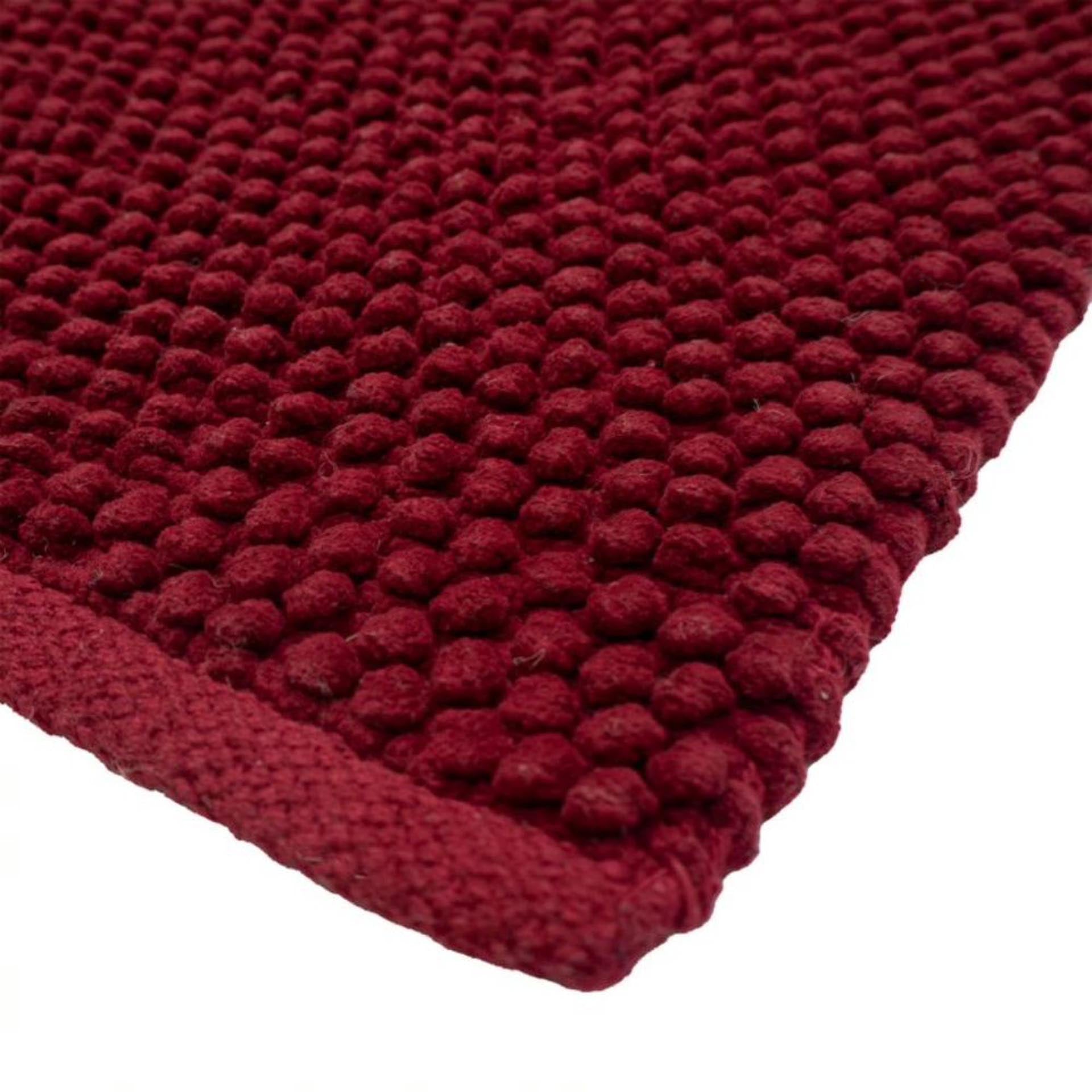 Olivia bathroom rug - wine red