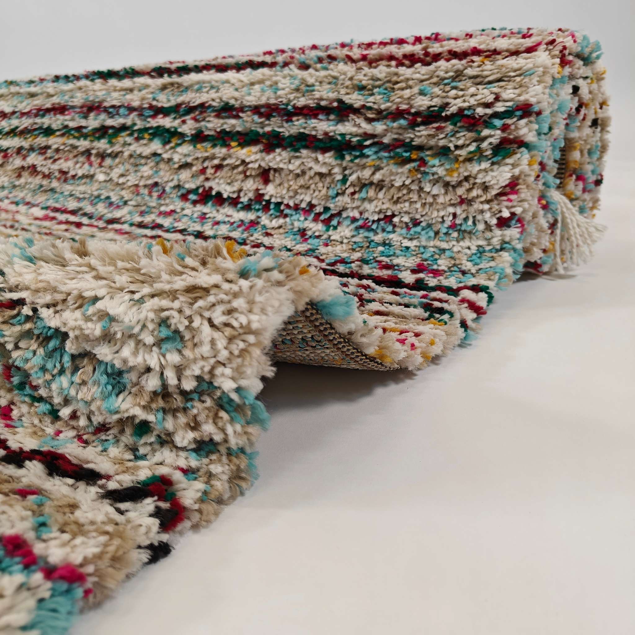 Aurora nukkamatto - värikäs