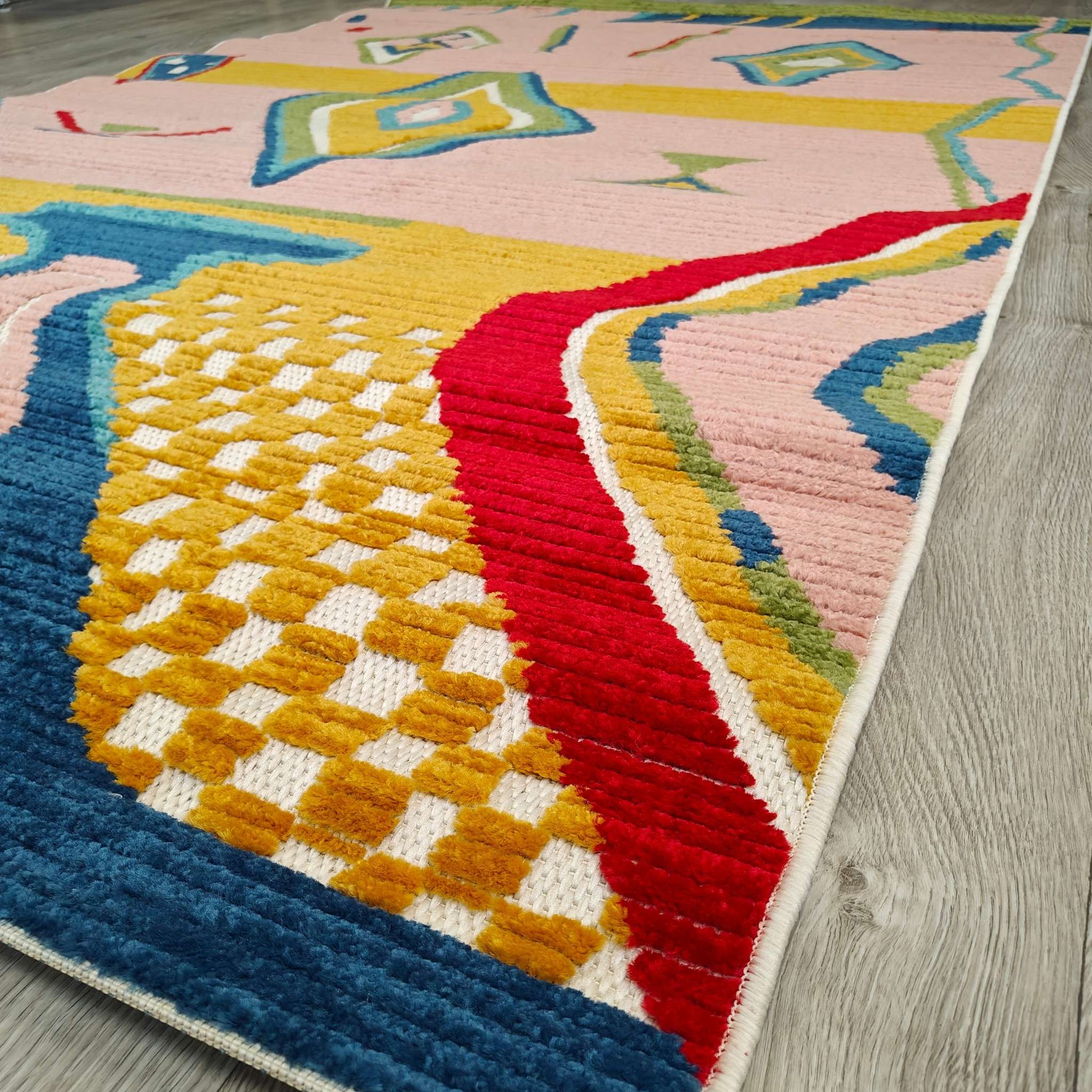 Fiesta lyhytnukkainen matto - beige-värikäs