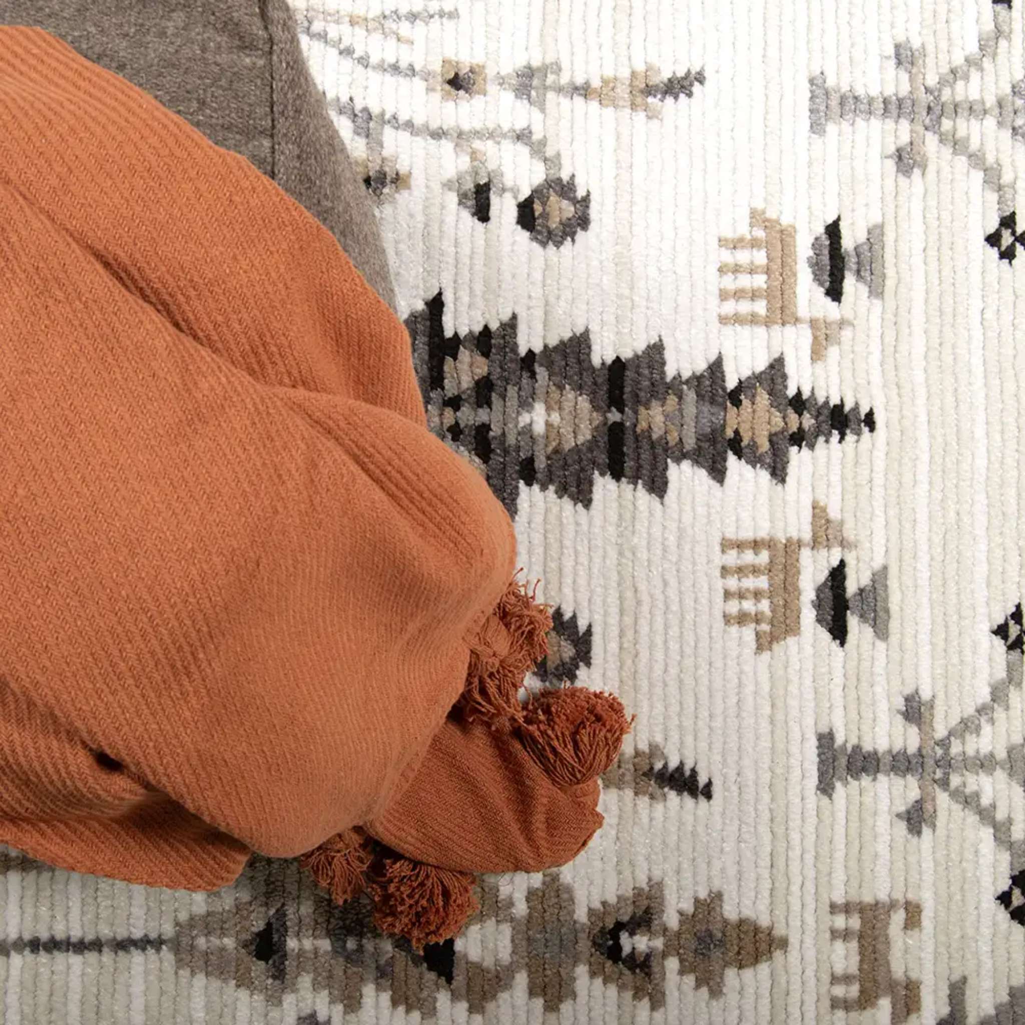 Kanerva nukkamatto - beige harmaa