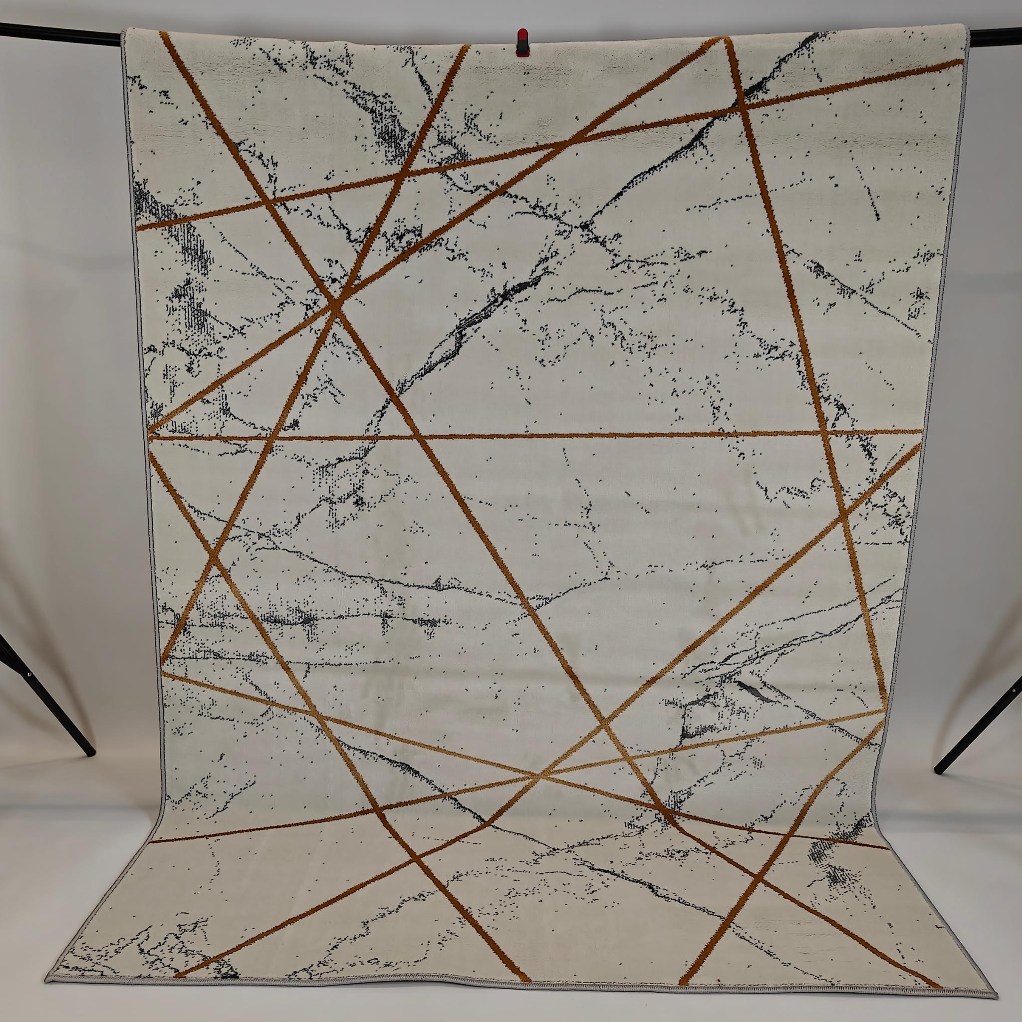 Marmari low pile Rug - white