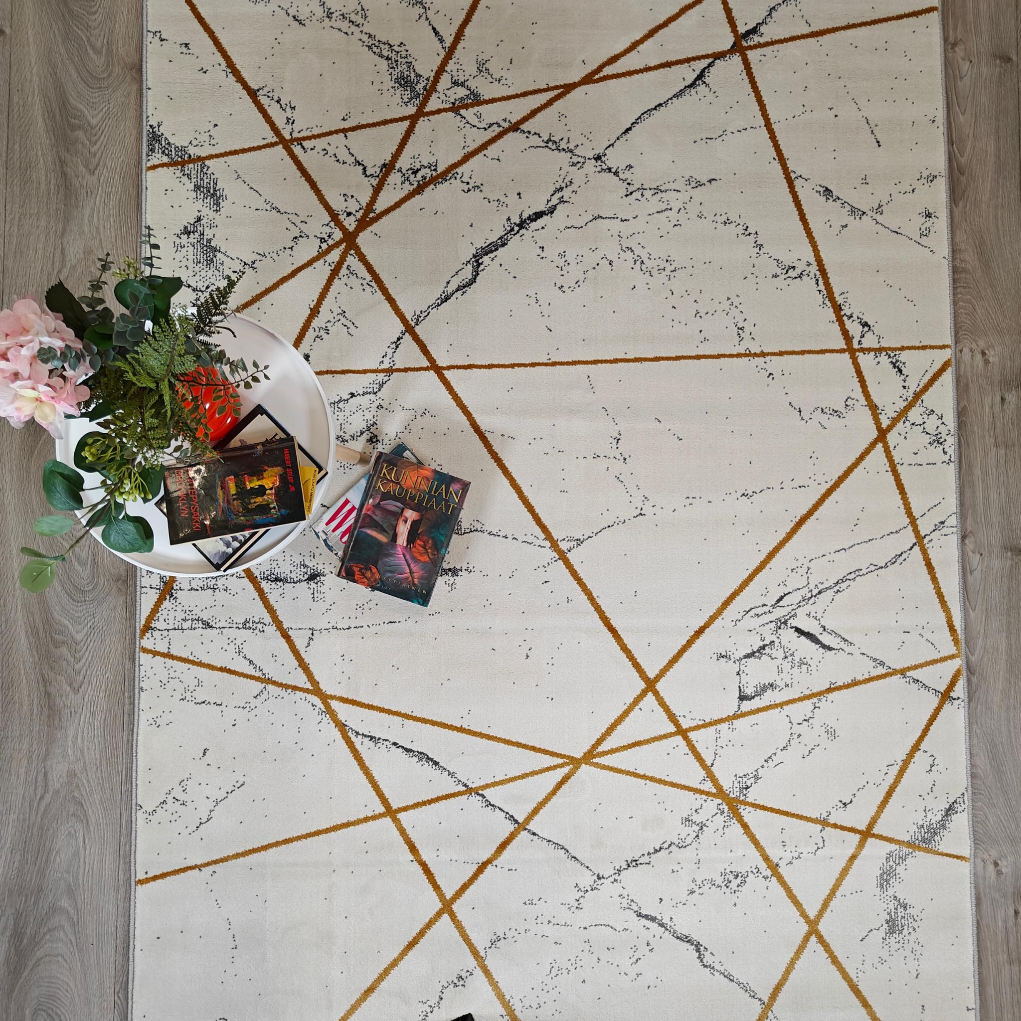 Marmari low pile Rug - white