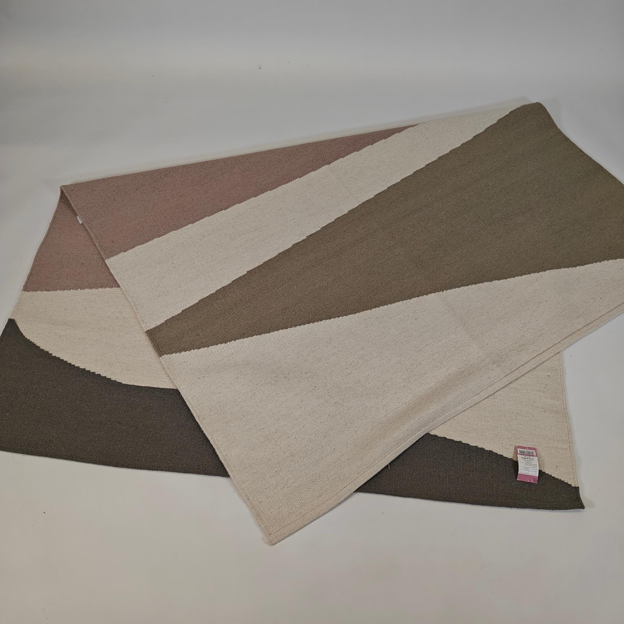 Tuuli Wool rug - white/pink