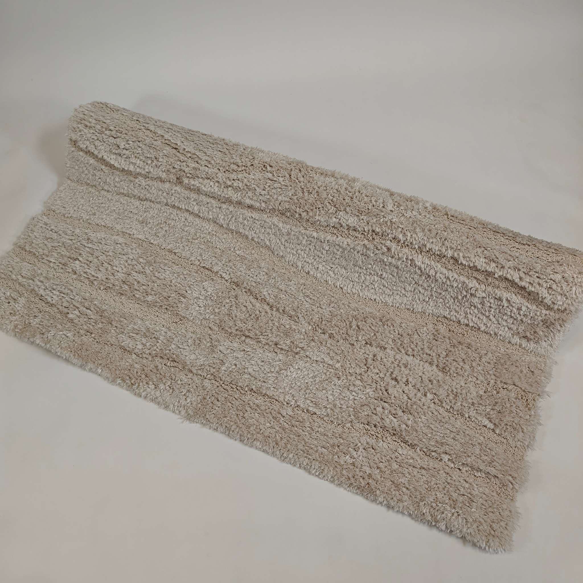 Virta Pile rug - white