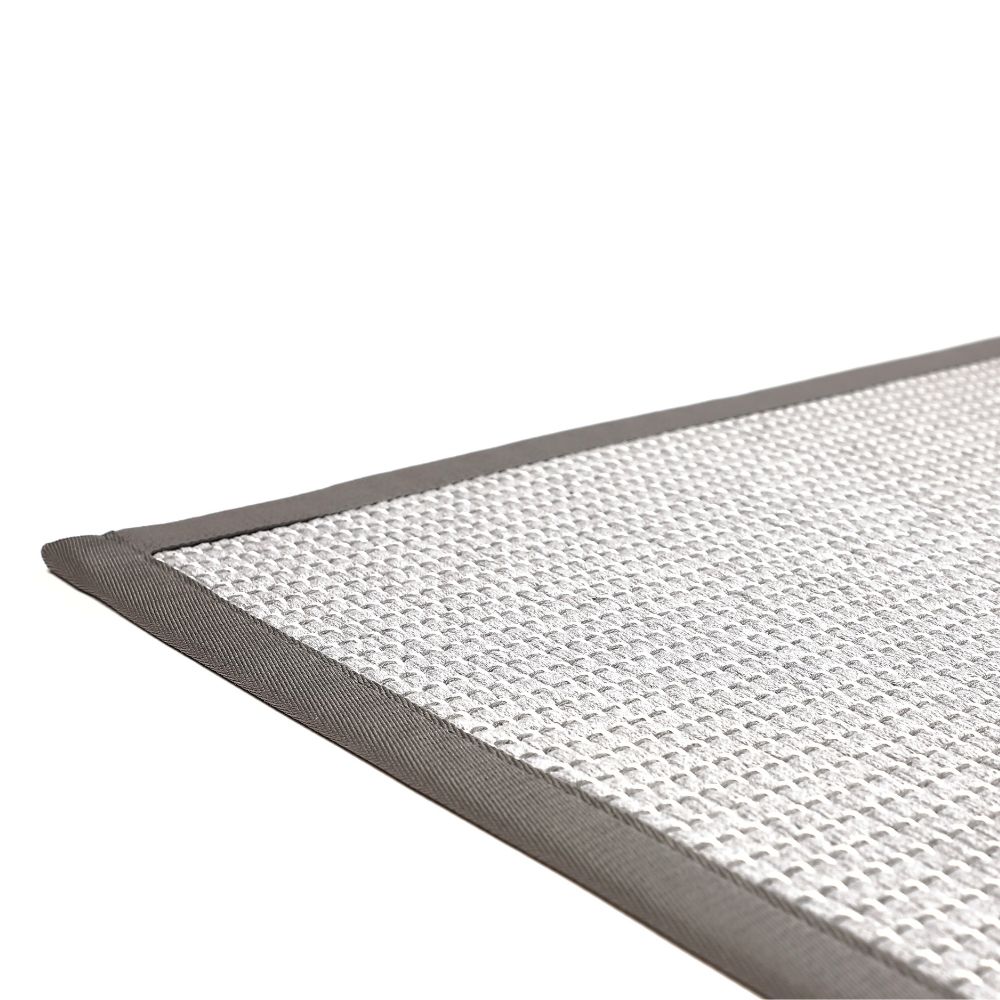 VM Carpet Lyyra2 matto - 66 vaaleanharmaa