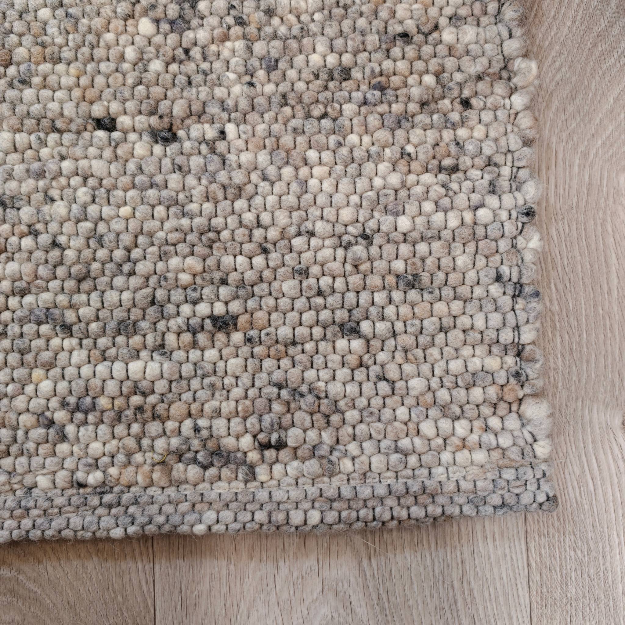 Beat Base 136 villamatto, mittatilaus - harmaa-beige