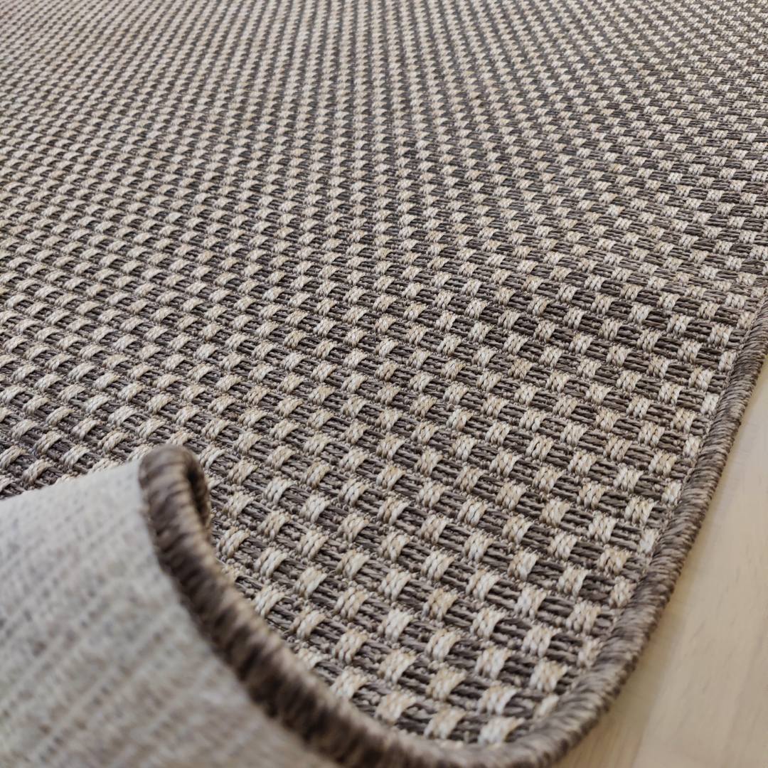 Dawn Foam Replay sileäksi kudottu matto - 42 vaaleanruskea